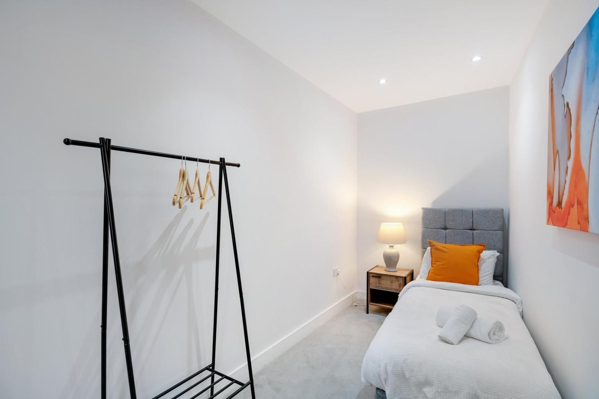 Standard Single Room with Shared Bathroom