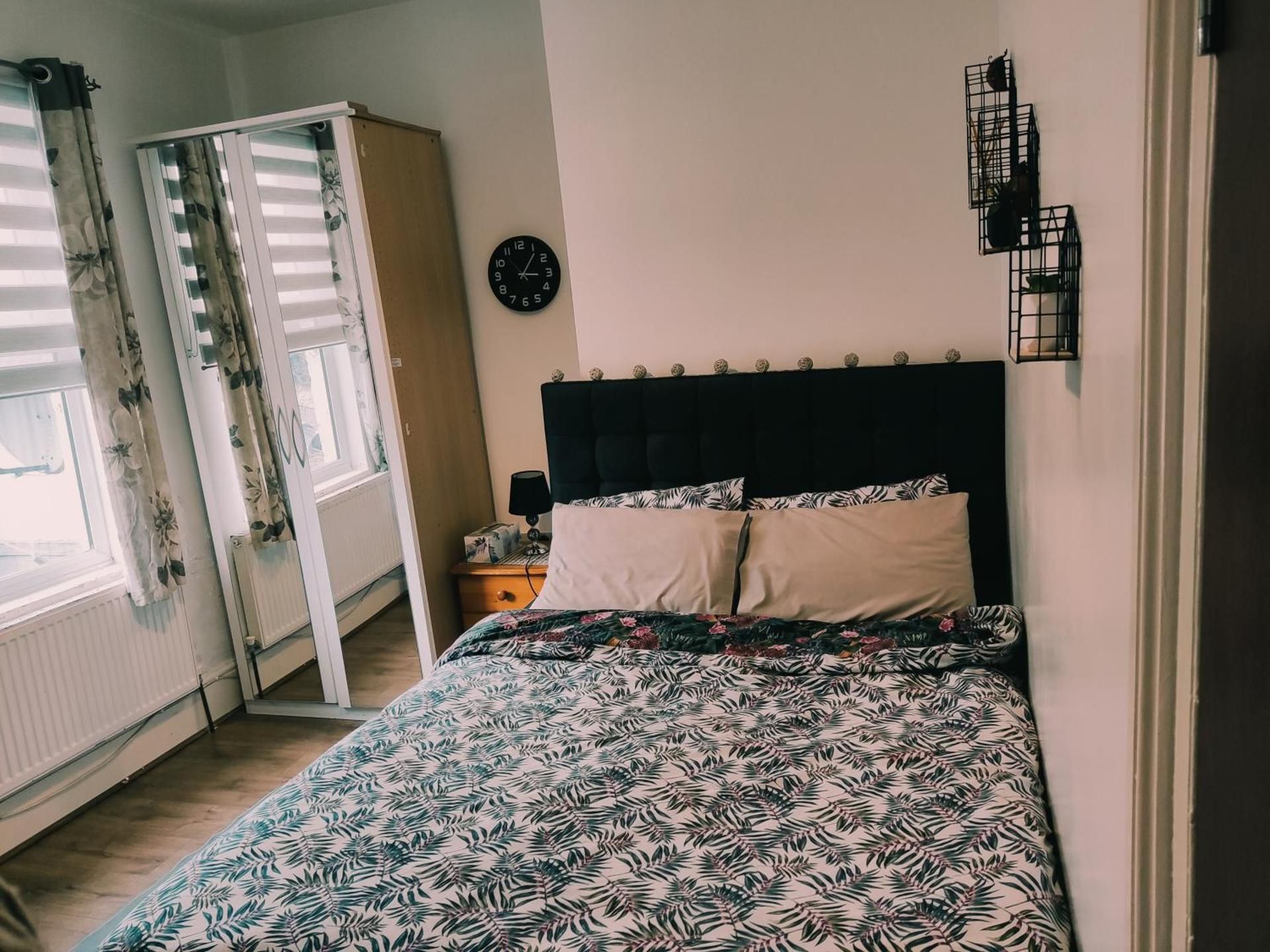 Deluxe King Suite