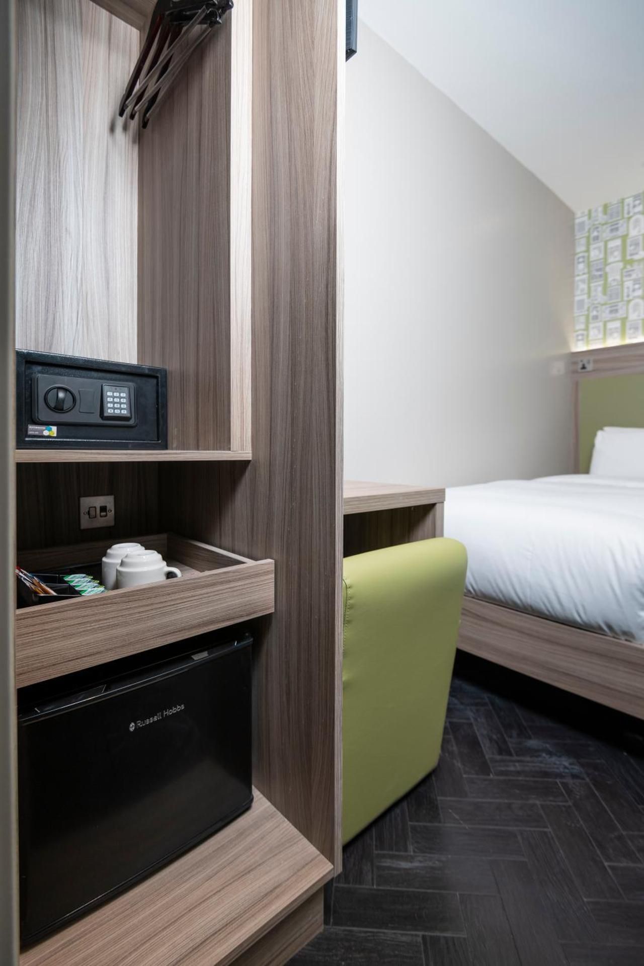 Single Room