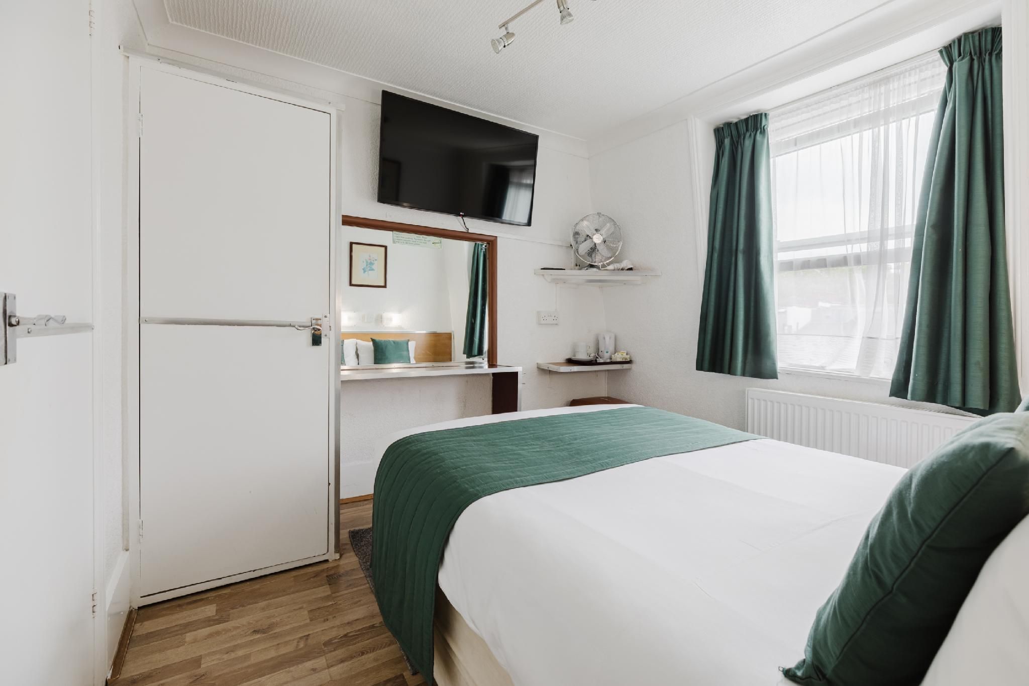 Double Ensuite