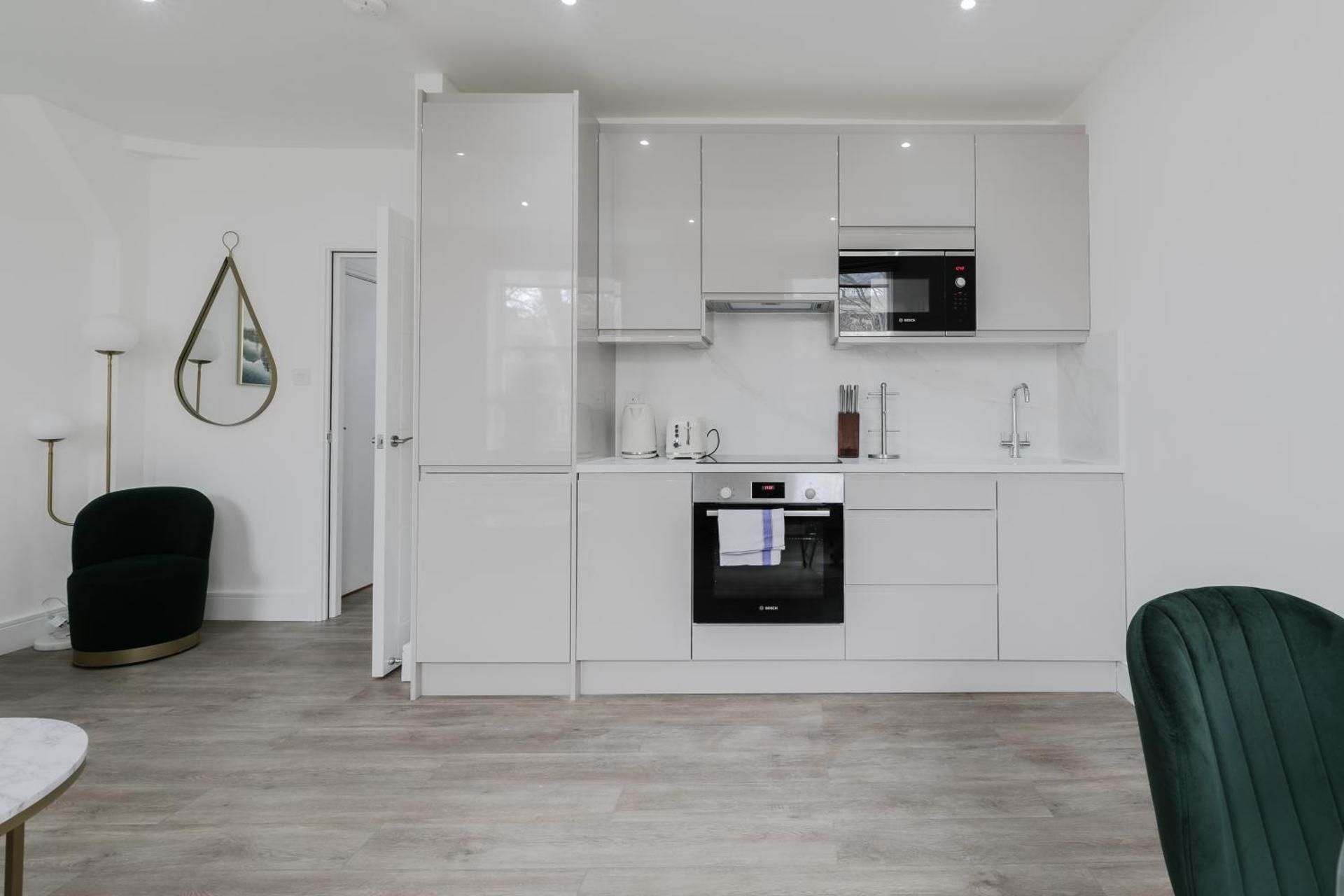 One-Bedroom Apartment
