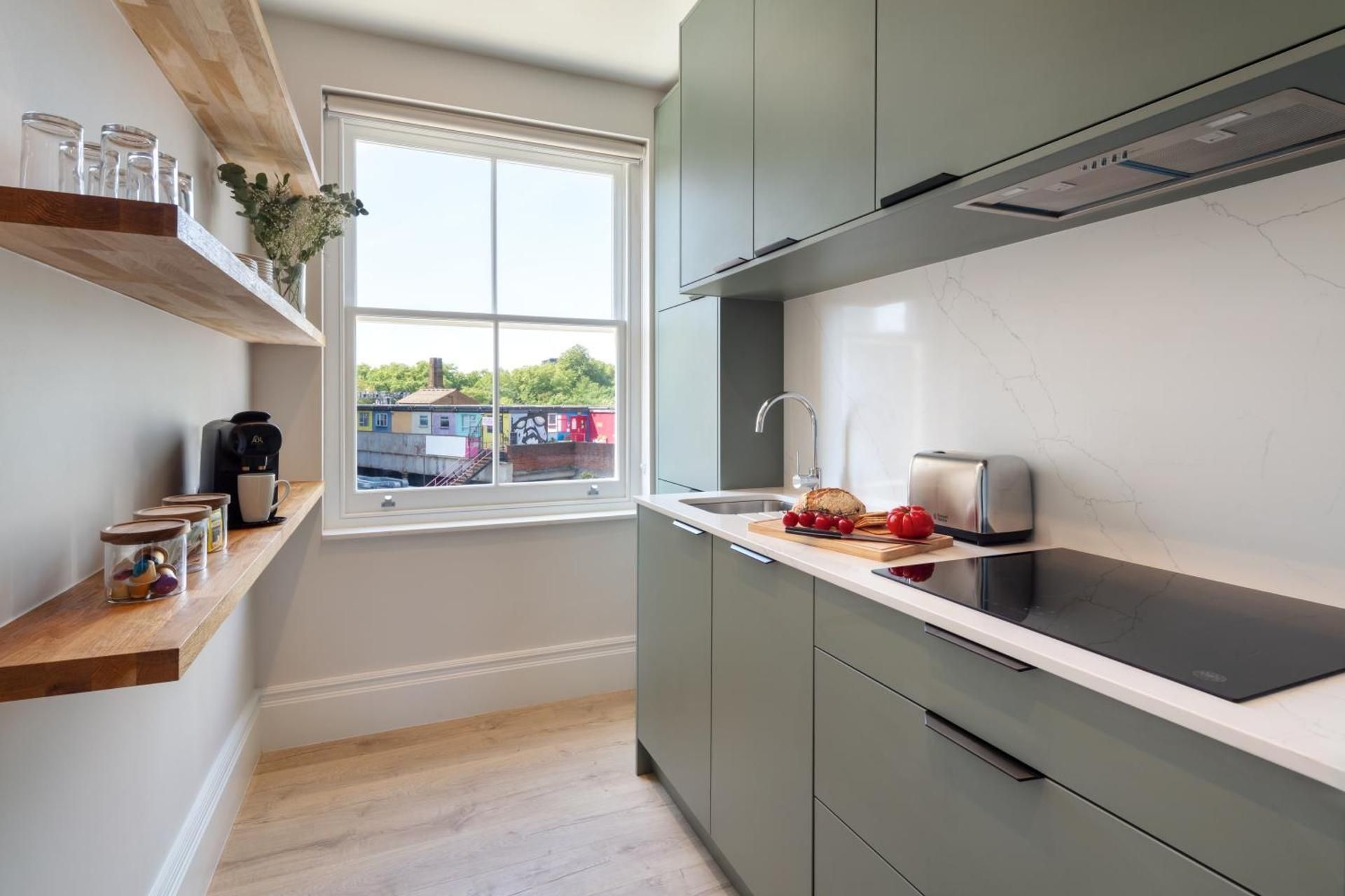 Three-Bedroom Deluxe Apartment