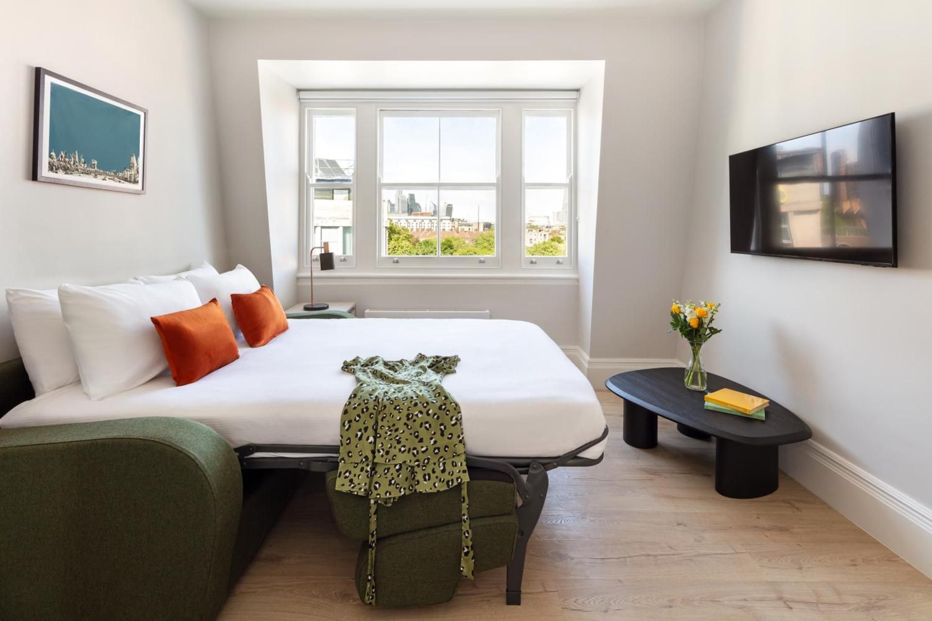Two-Bedroom Deluxe Apartment