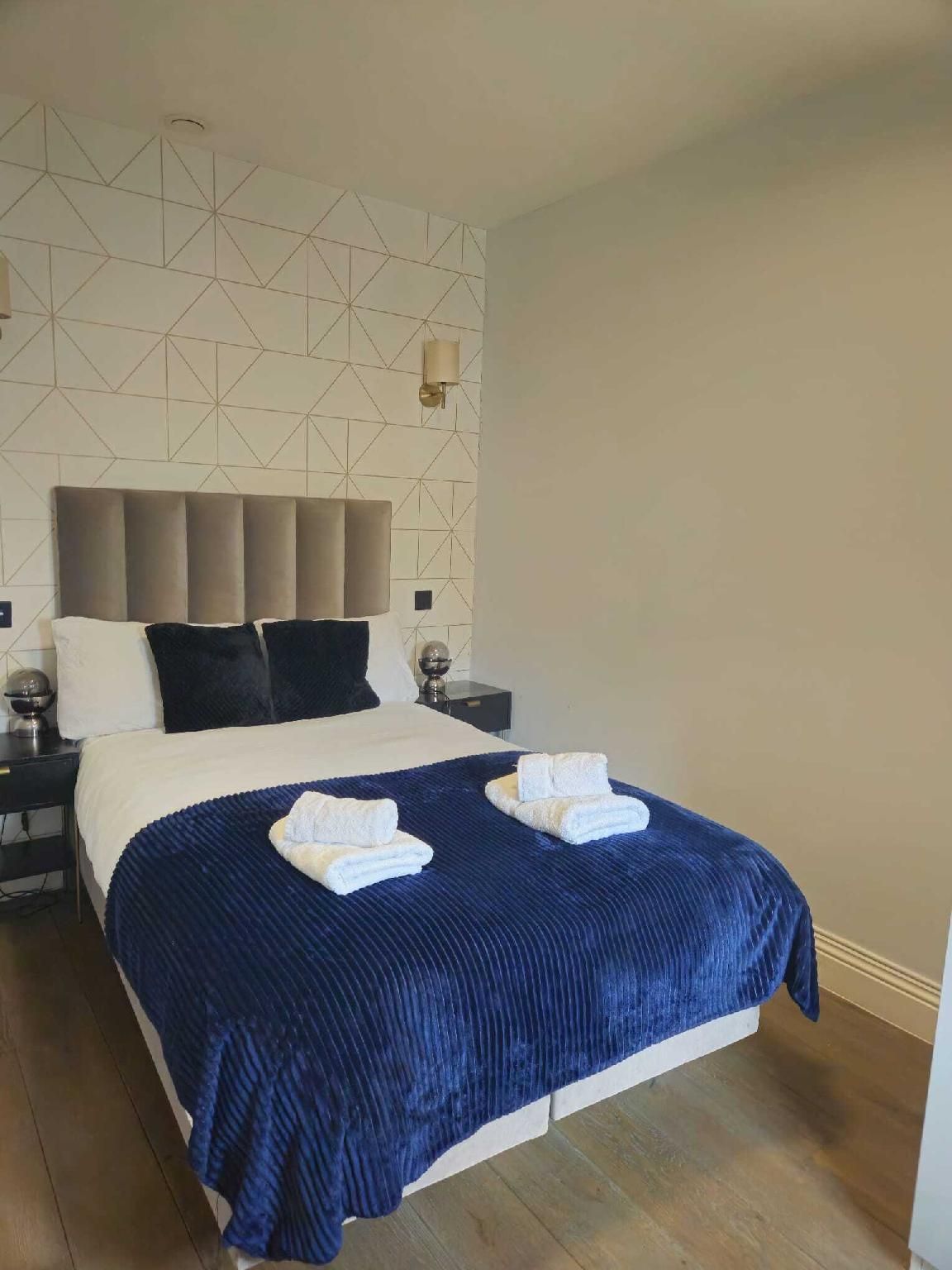 Apartment-Private Bathroom
