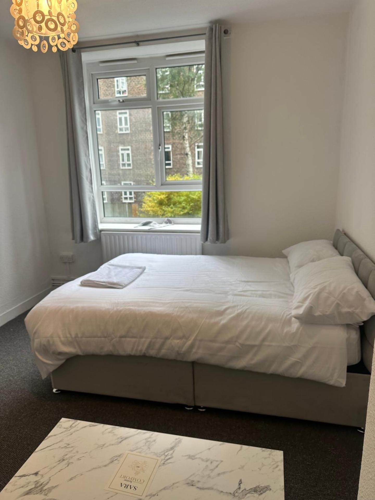 Apartment With Shared Bathroom