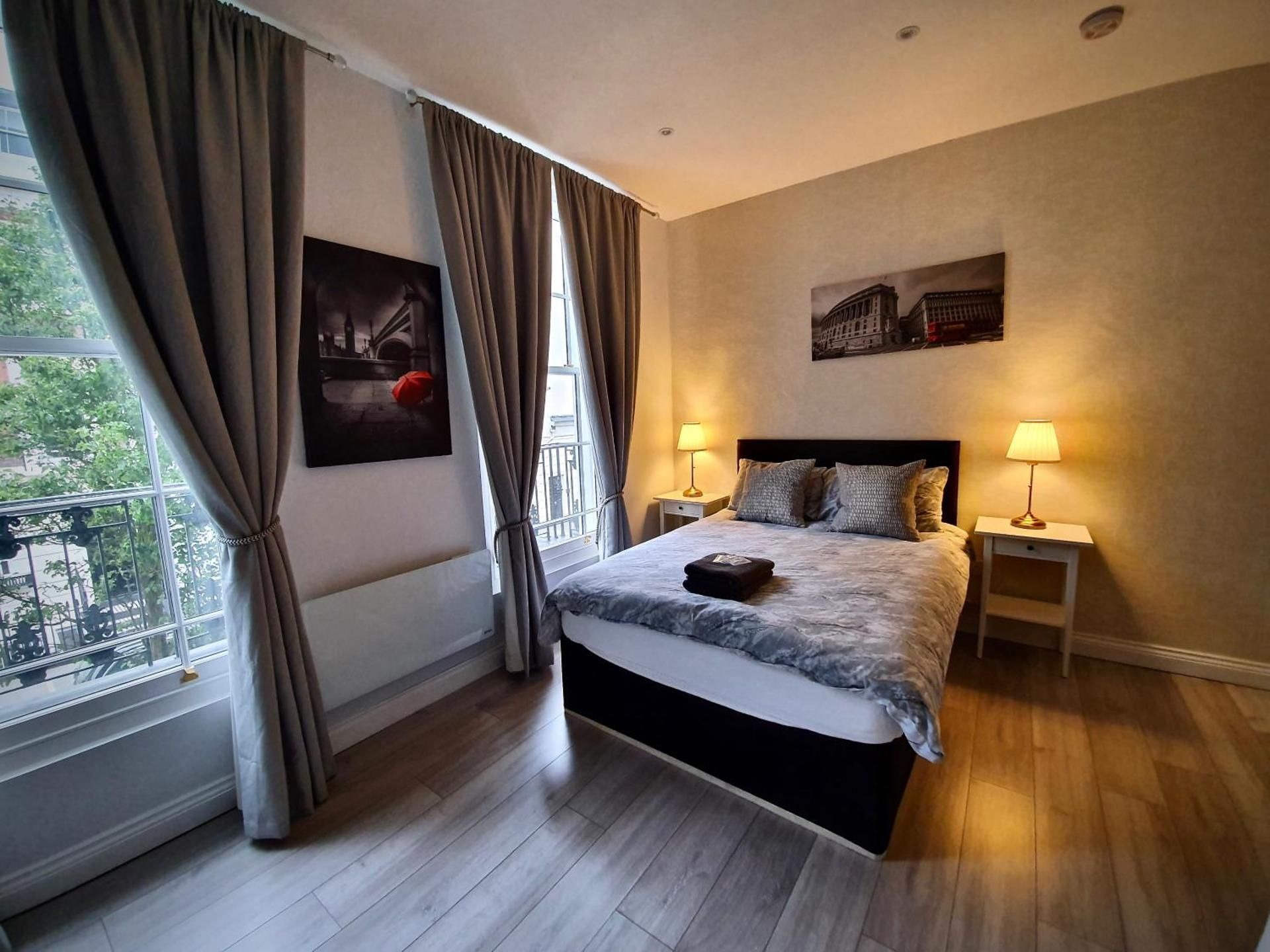 Deluxe Double Room with Shower