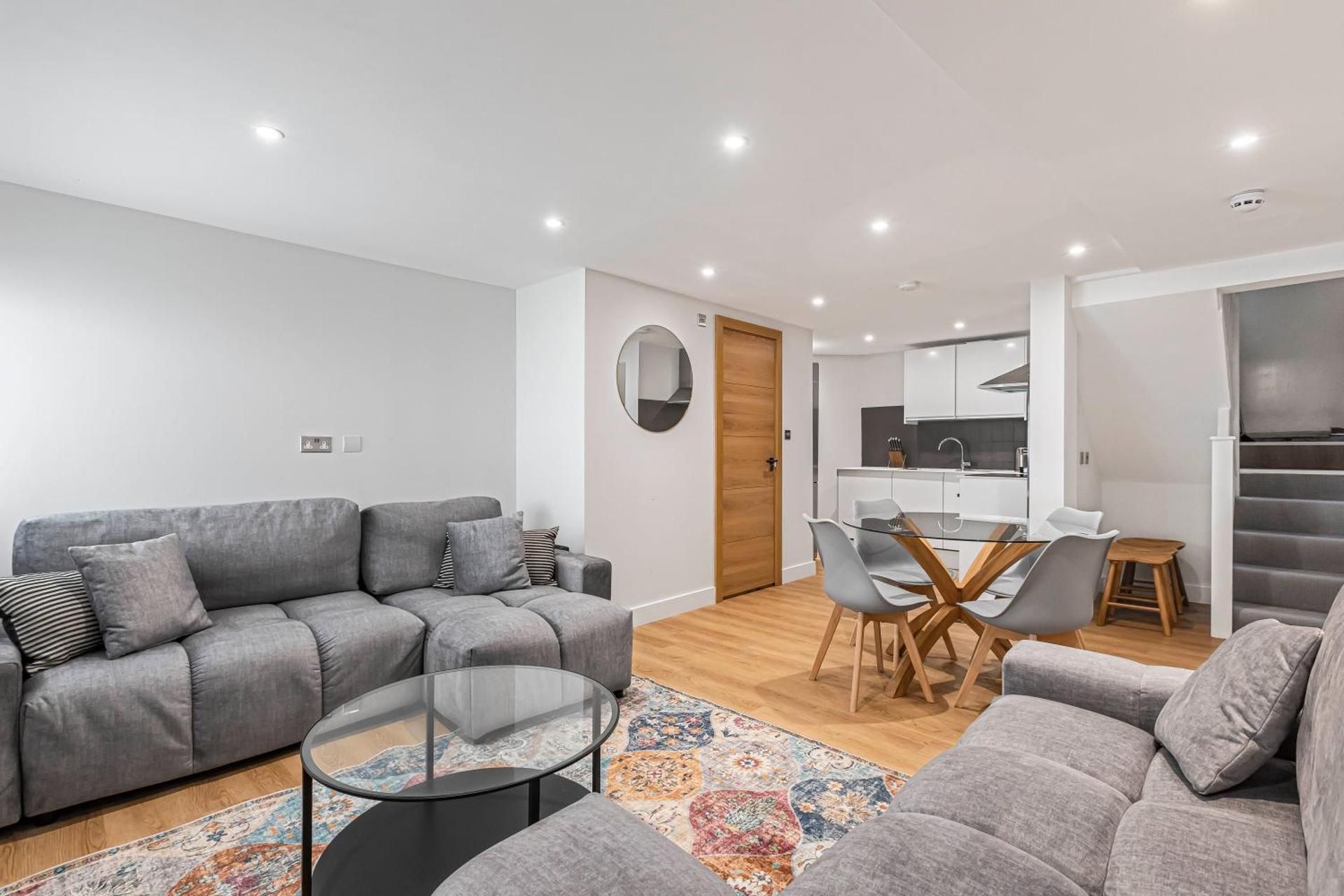 Apartment - Split Level