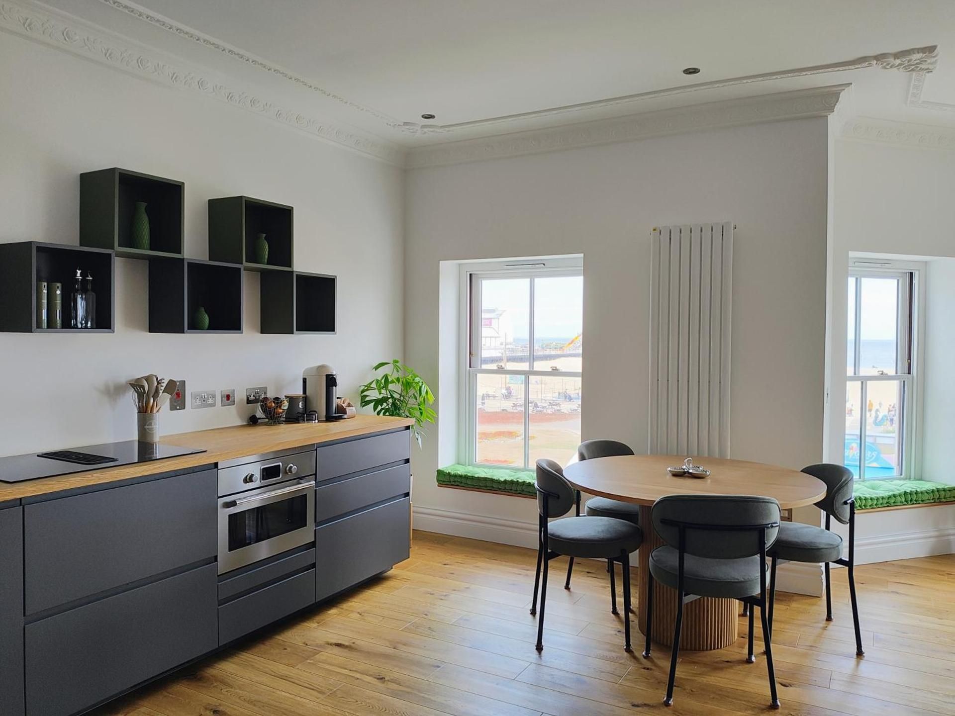 One-Bedroom Apartment with Sea View