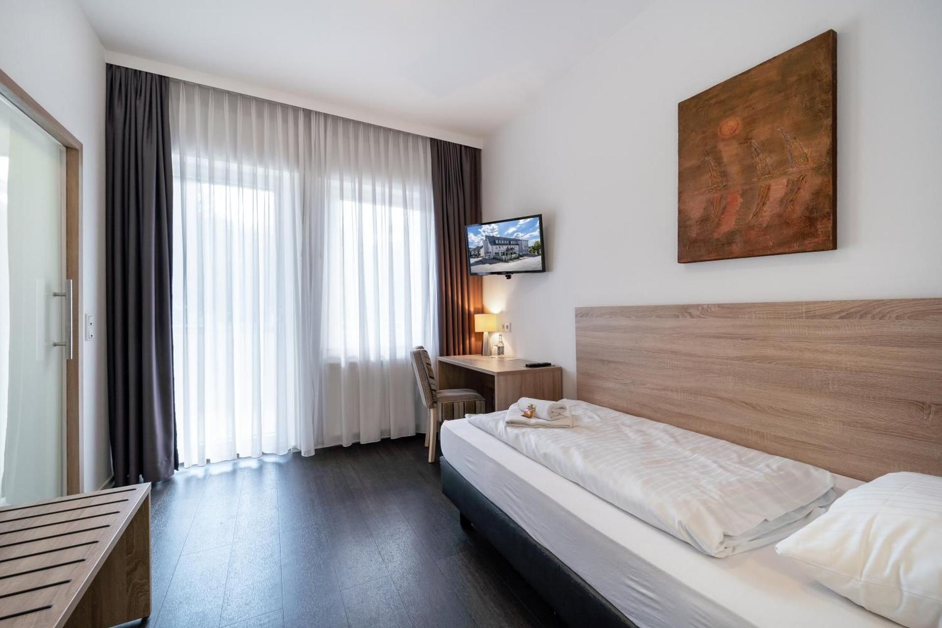 Single Room with Balcony