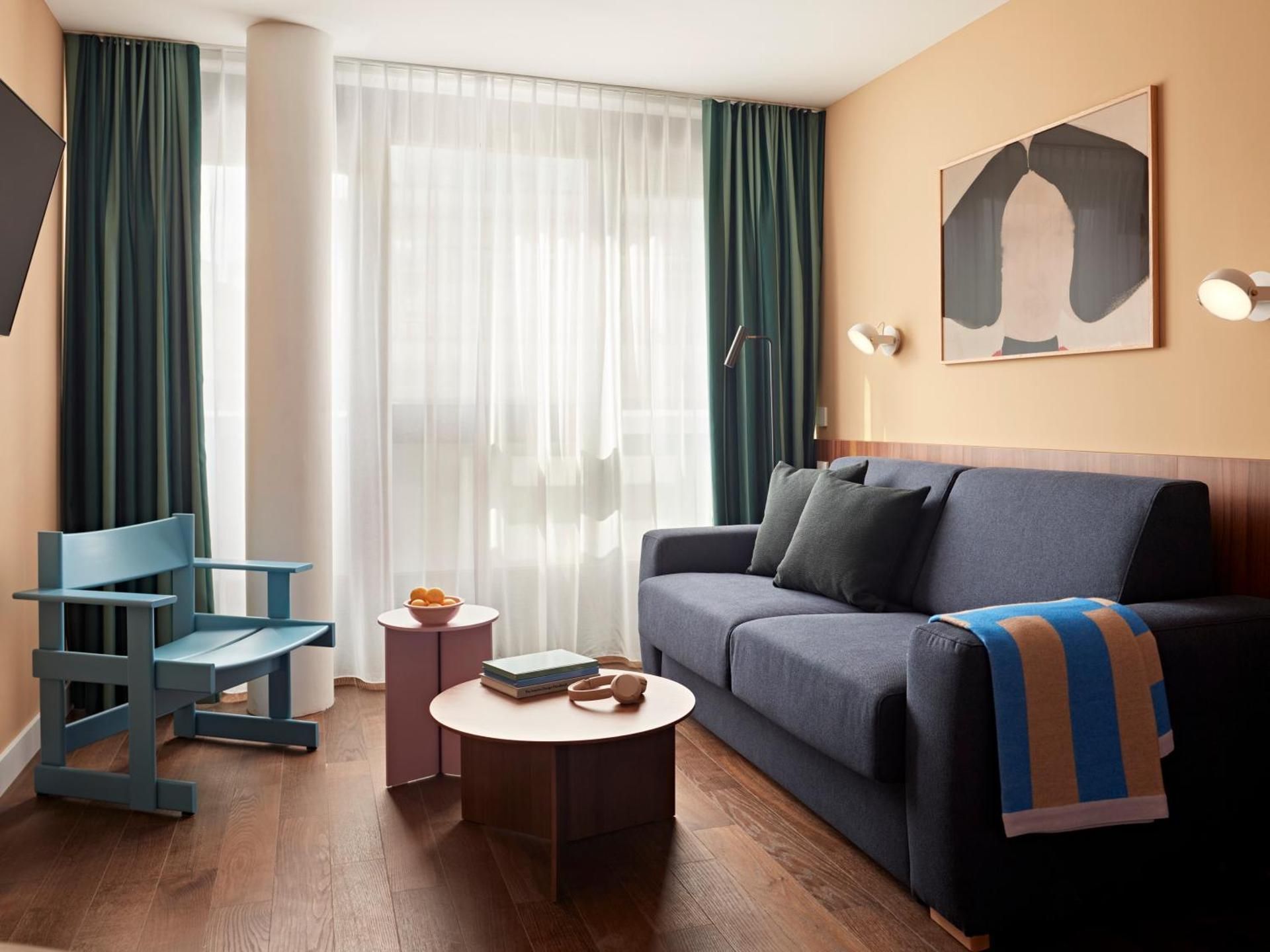 1 Bedroom Apartment with Sofa Bed