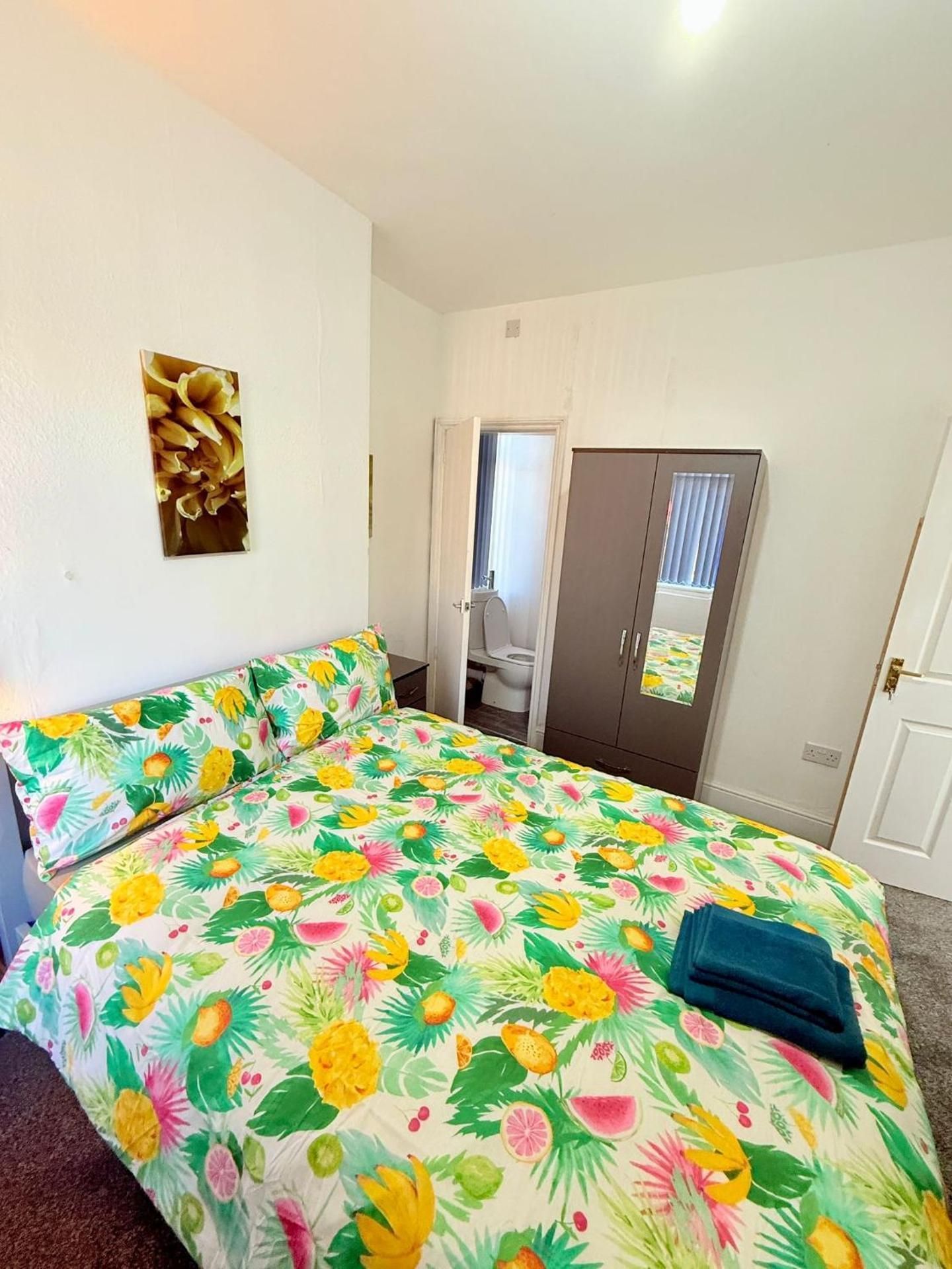 Double Room with Private Bathroom
