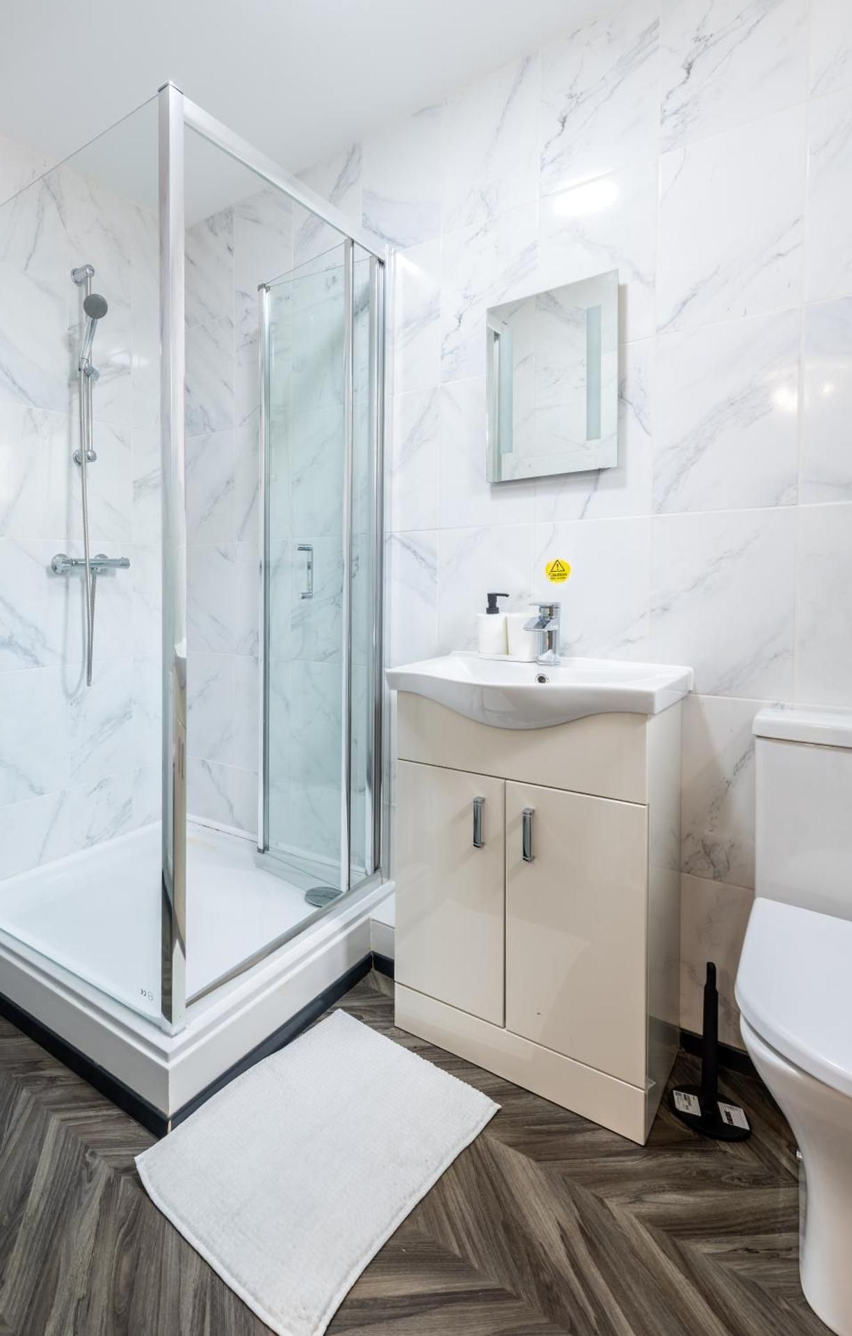 Double Room with Private Bathroom