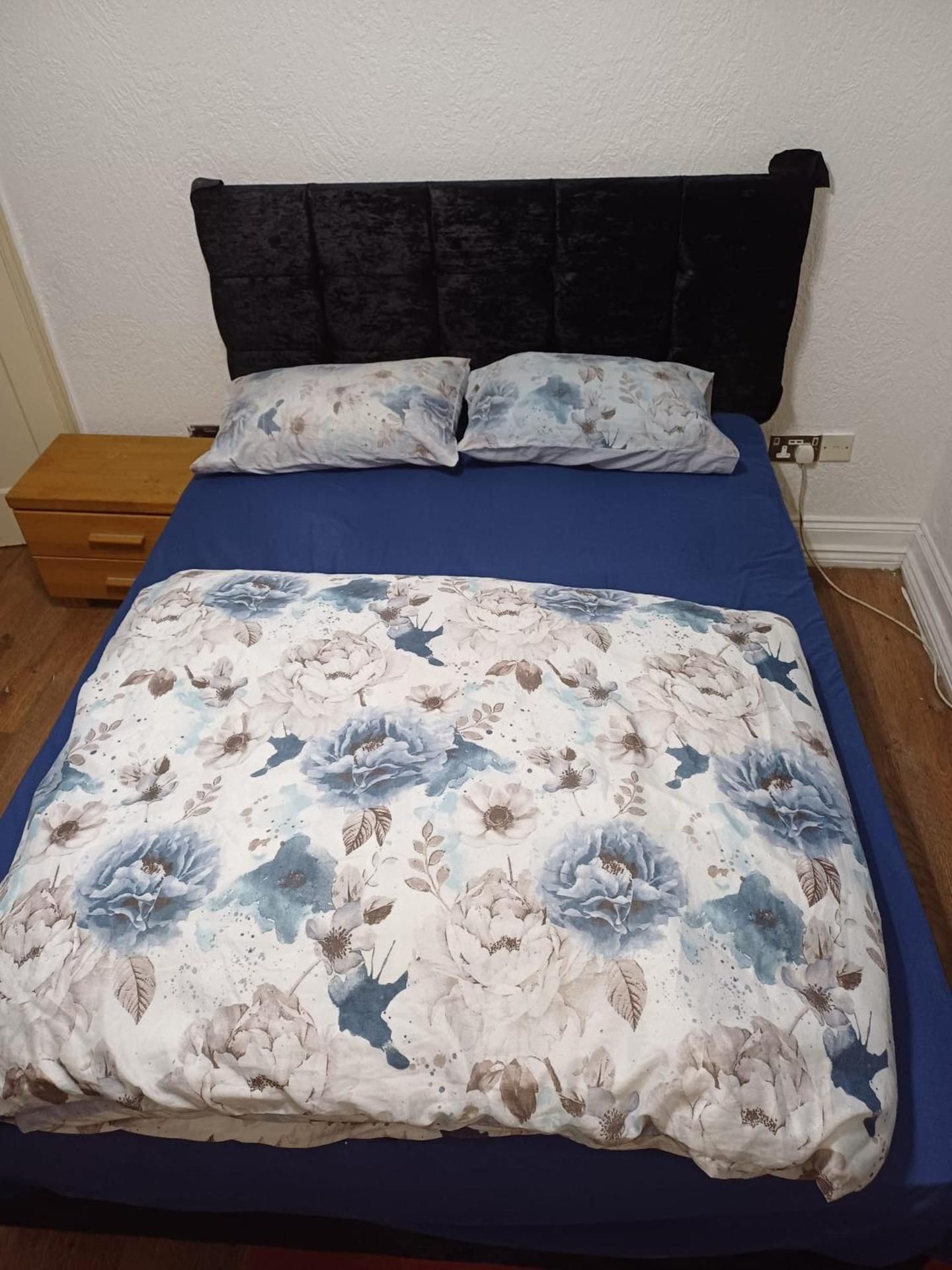 Budgeted Residence near Coventry Building Society (CBS) Arena with Parking Deluxe King Room 2