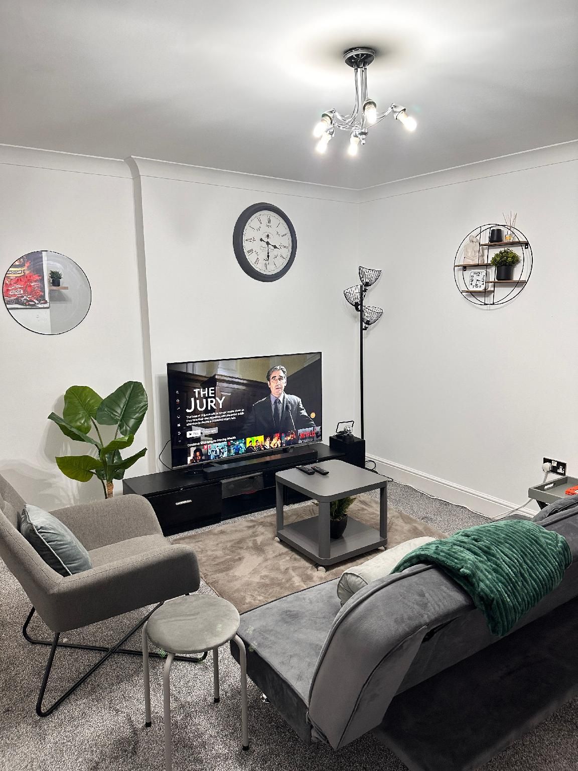 apartment - entire house or apartment
