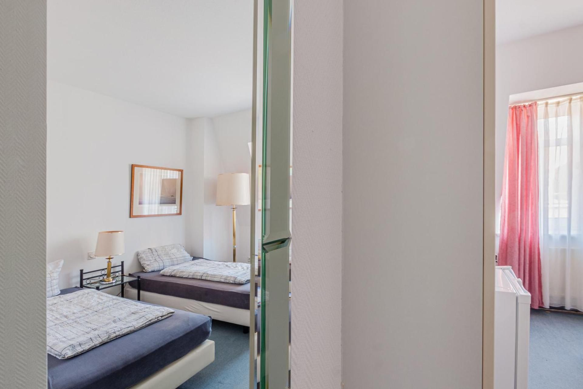 Twin Room with Private Bathroom
