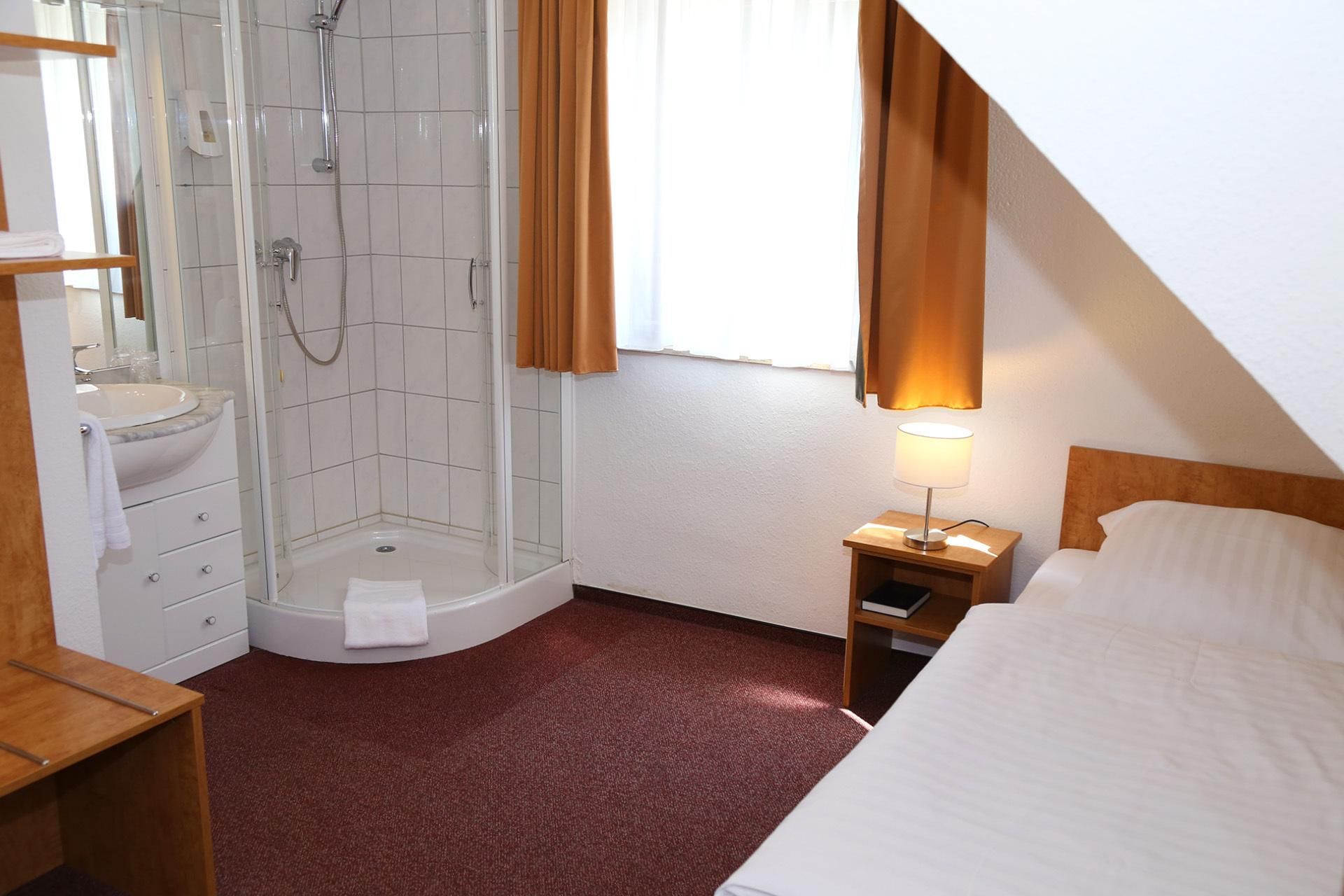 Standard-Einzelzimmer-Eigenes Badezimmer