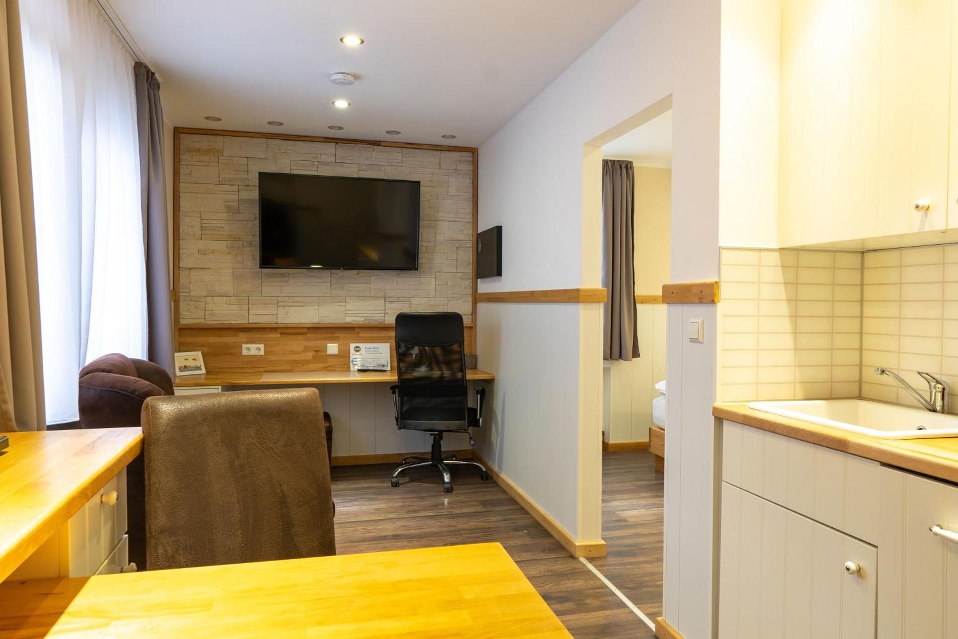 Deluxe Junior Suite