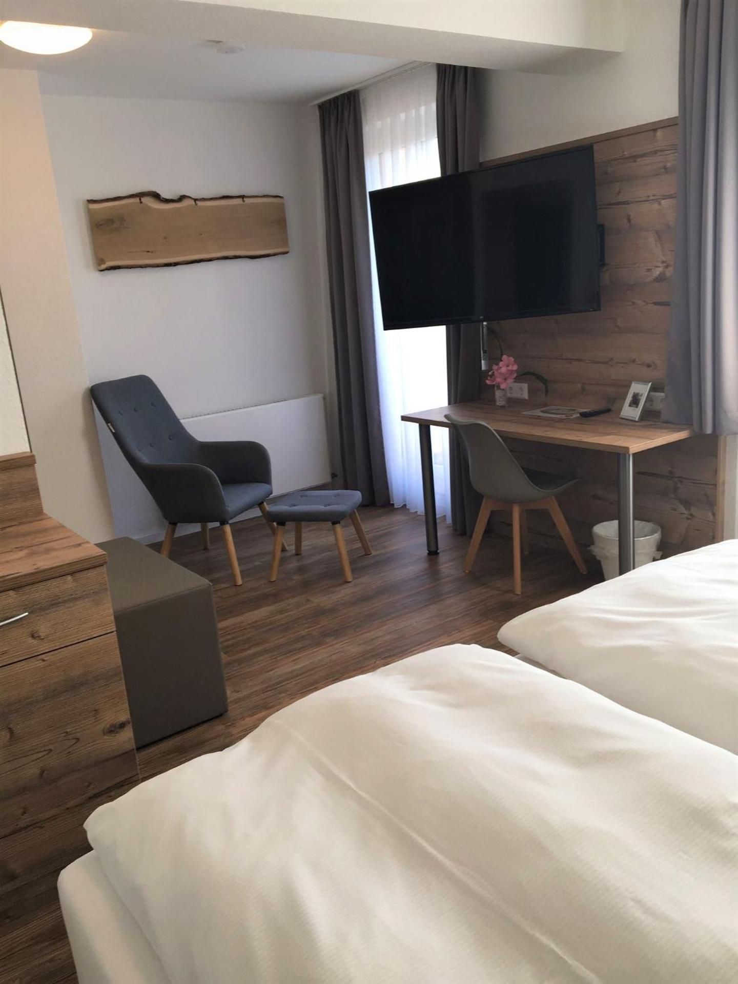 Classic Double Room with Balcony