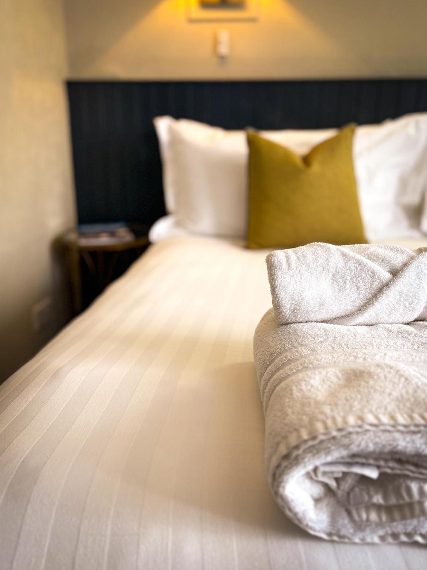 Economy Twin Room