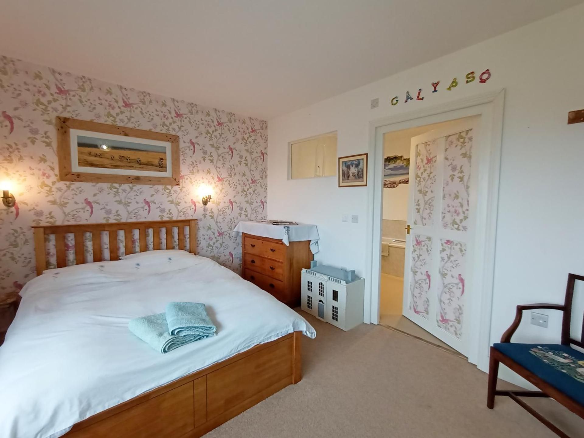 Double Room with Private Bathroom