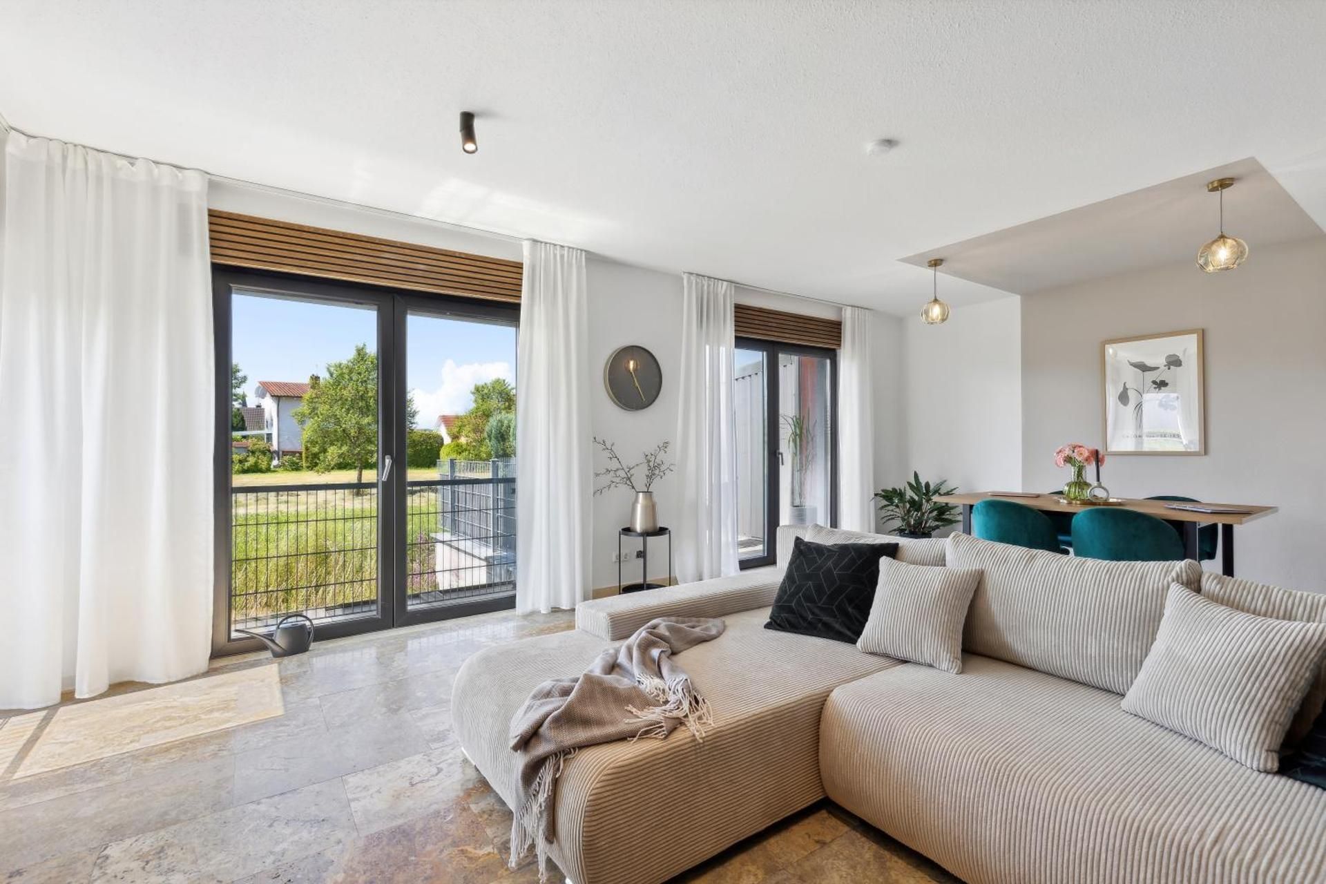 One-Bedroom Apartment with Garden View