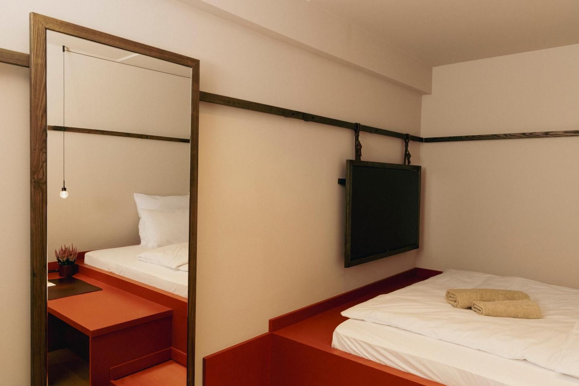 'French Cozy Room'