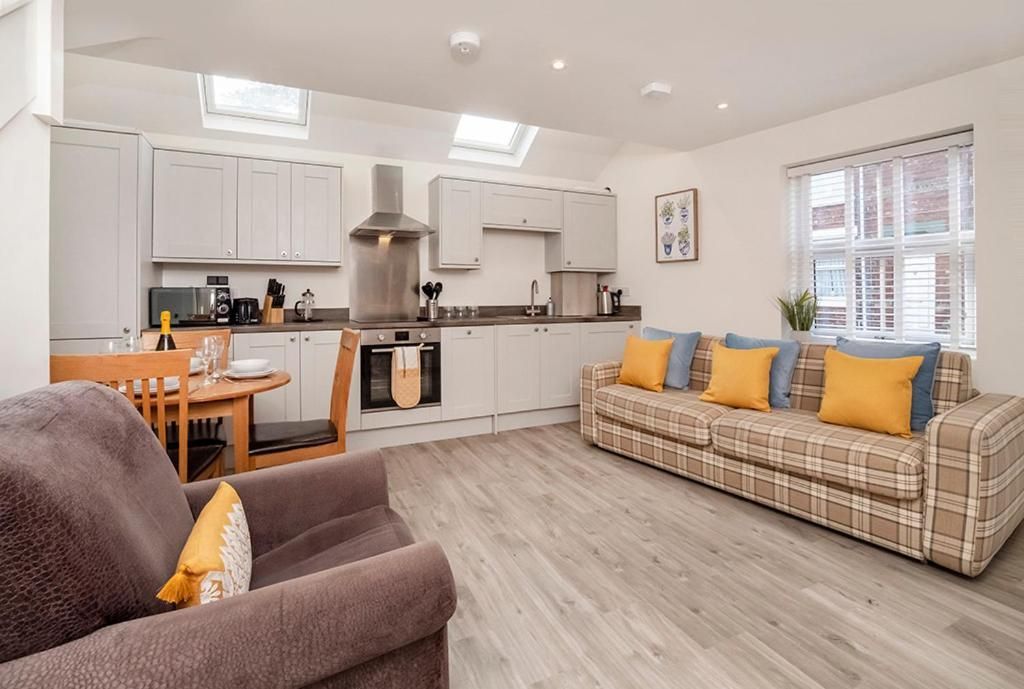 Apartment - Split Level