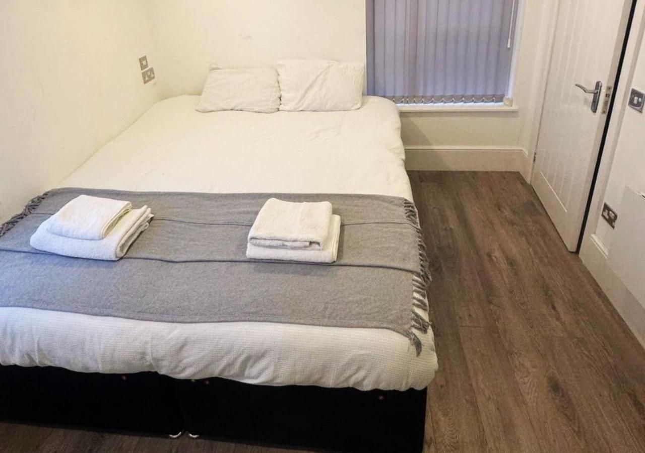 Beacon Apart-hotel King Room 3