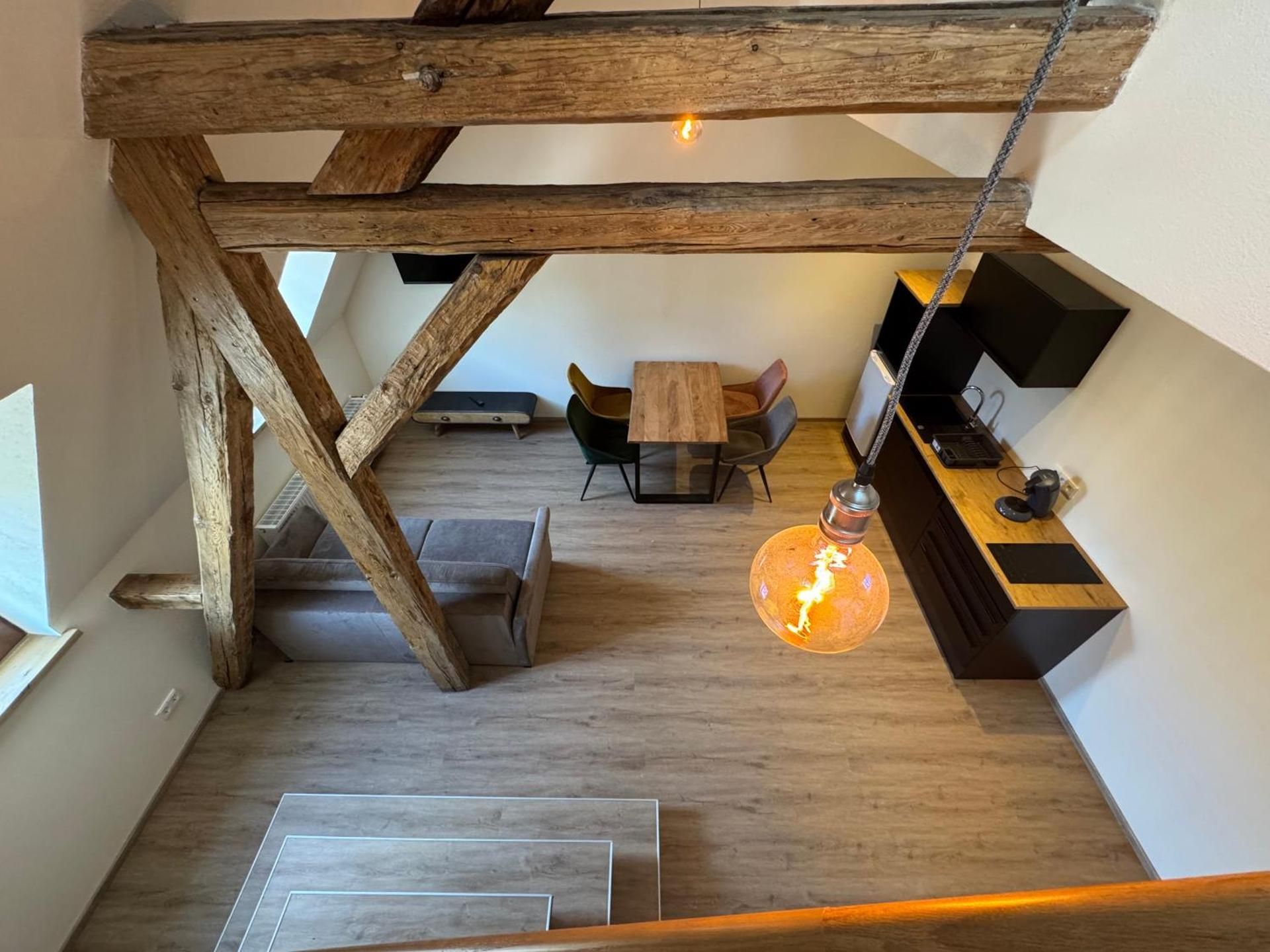 One-Bedroom Apartment 4