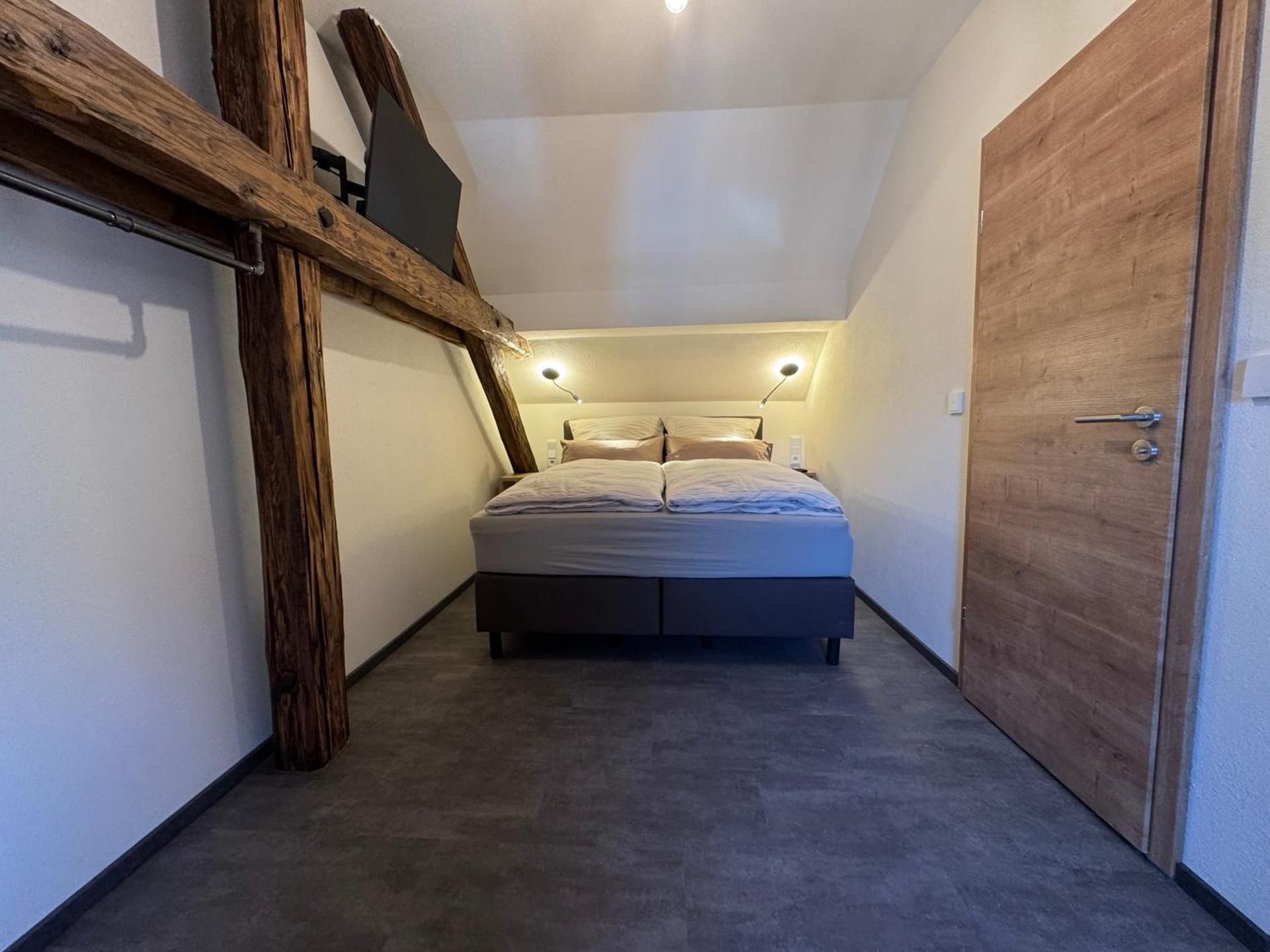 One-Bedroom Apartment 3