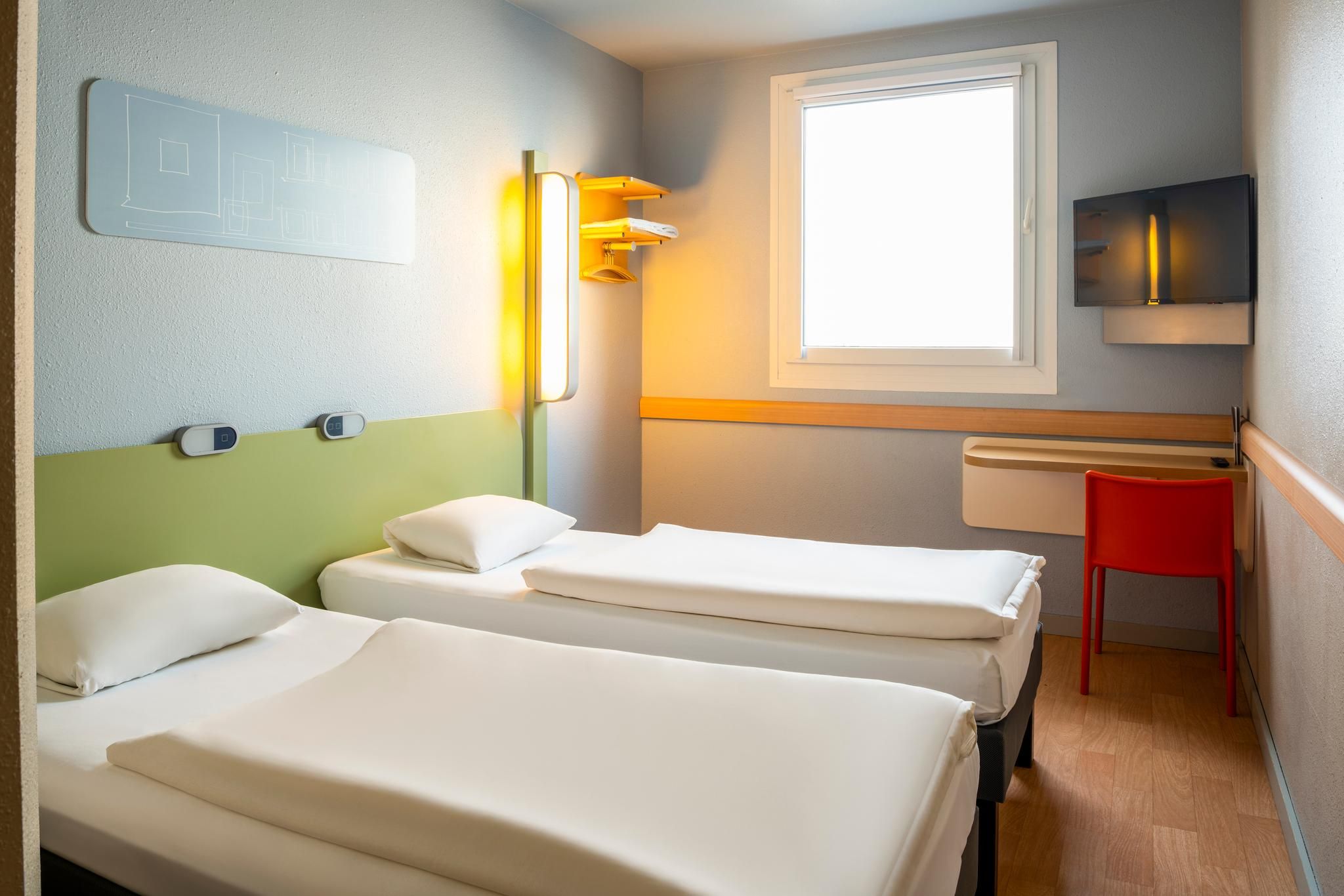 Twin Rooms With Two Single Beds