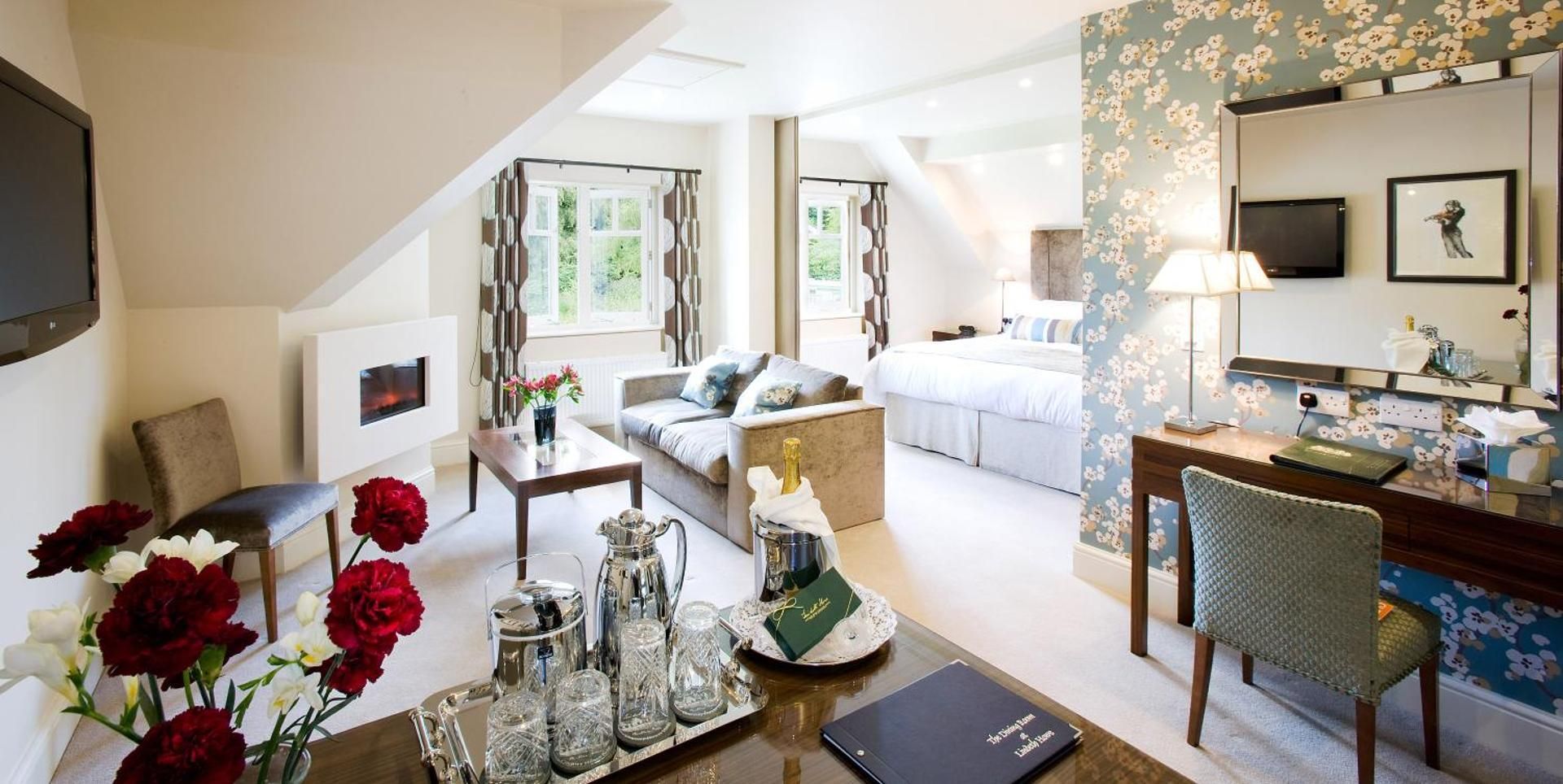 Lindeth Howe Hotel Deluxe King Suite