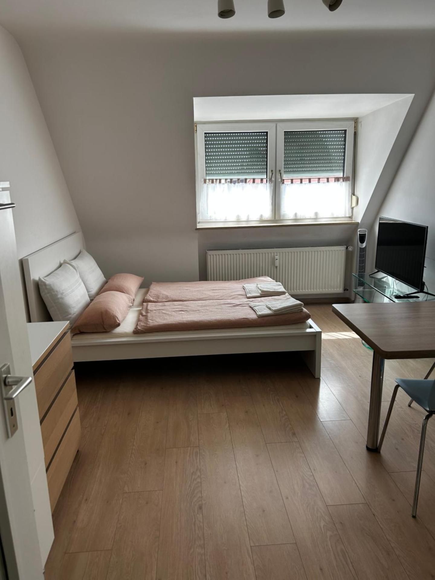 Studio Apartment