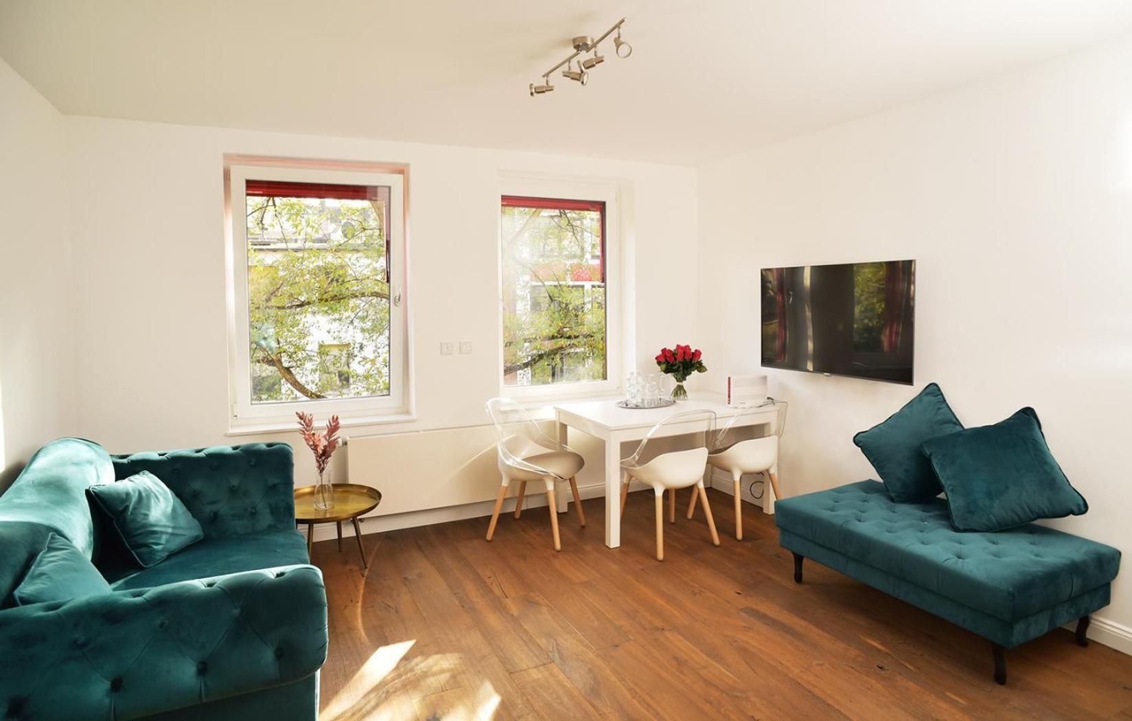 One-Bedroom Apartment