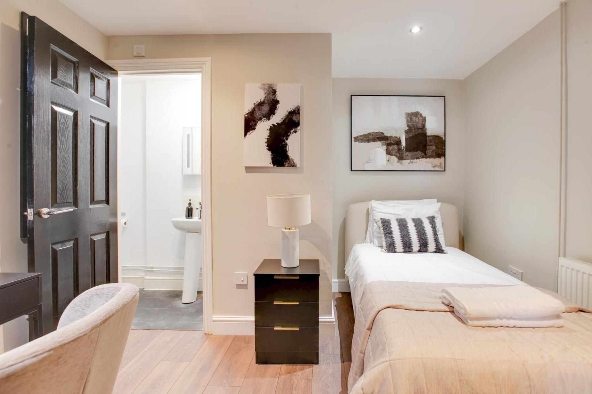 Single Room with Private Bathroom