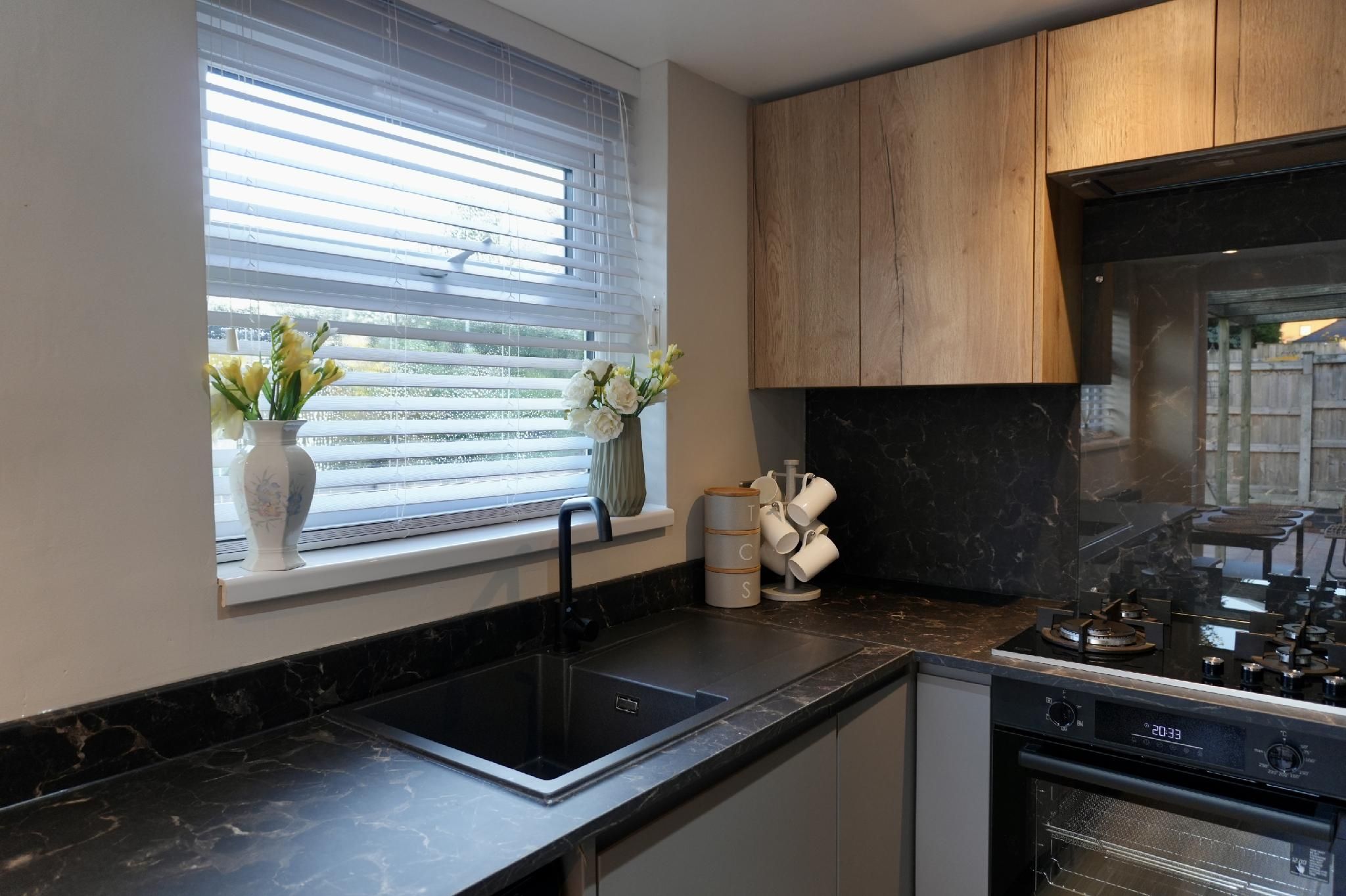 Modern, Spacious Home Near Manchester - Perfect for Families & groups
