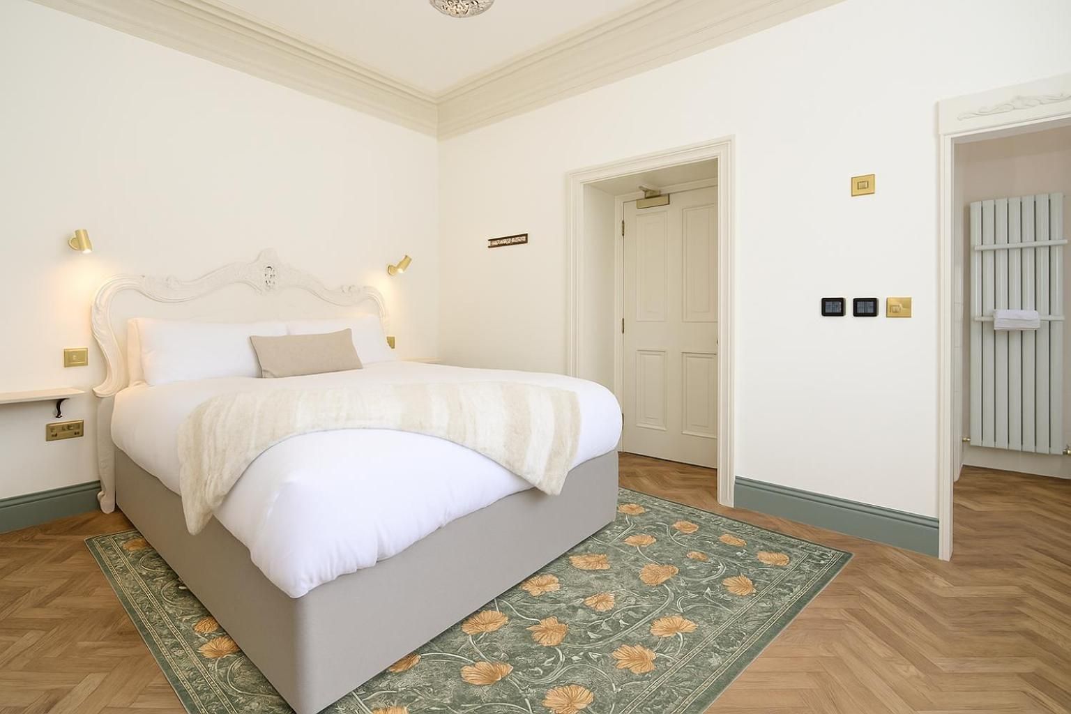 King Room