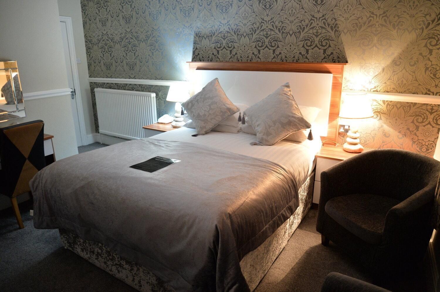Superior Deluxe Double or Twin Room