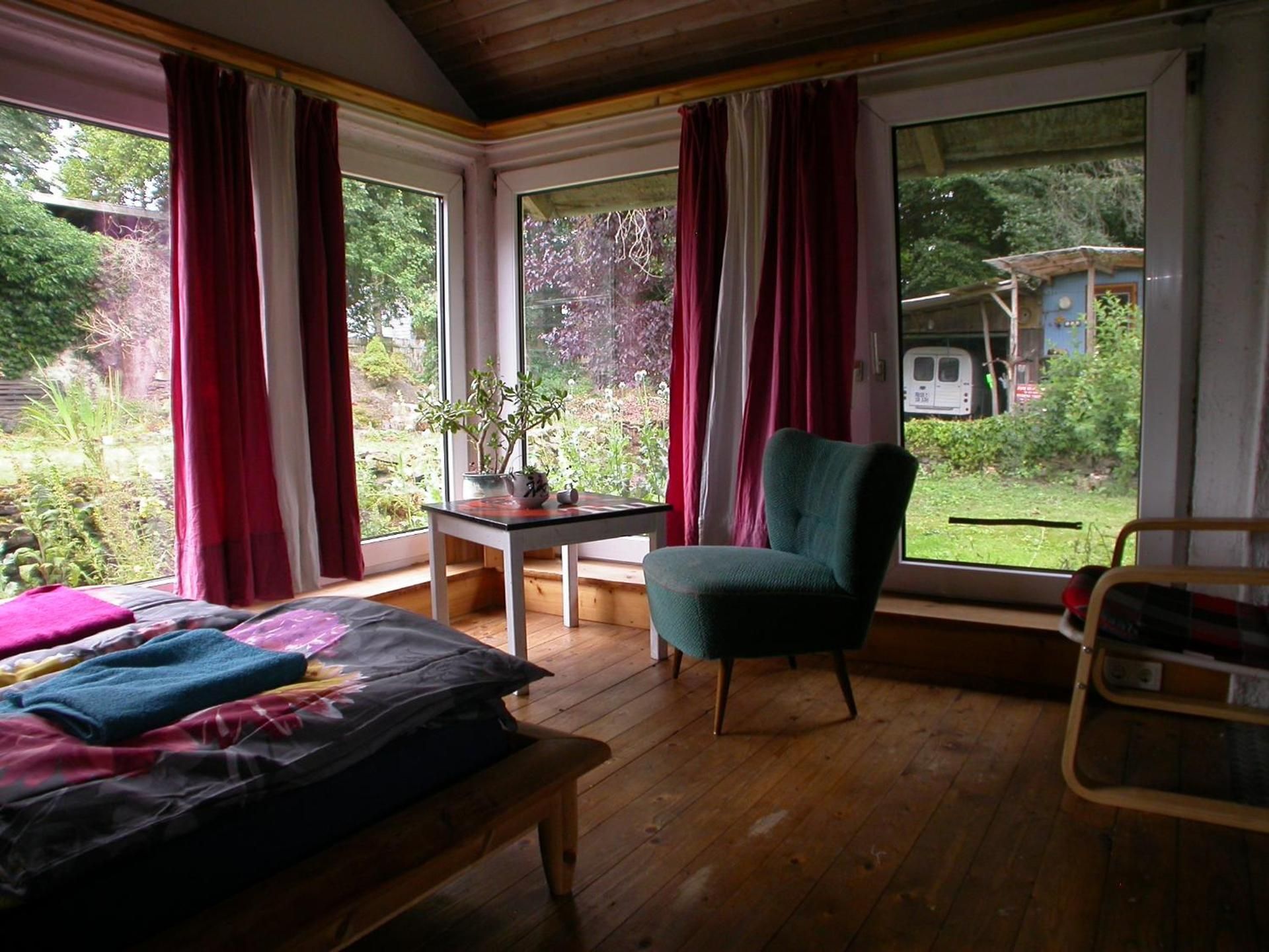 Single Room with Shared Bathroom