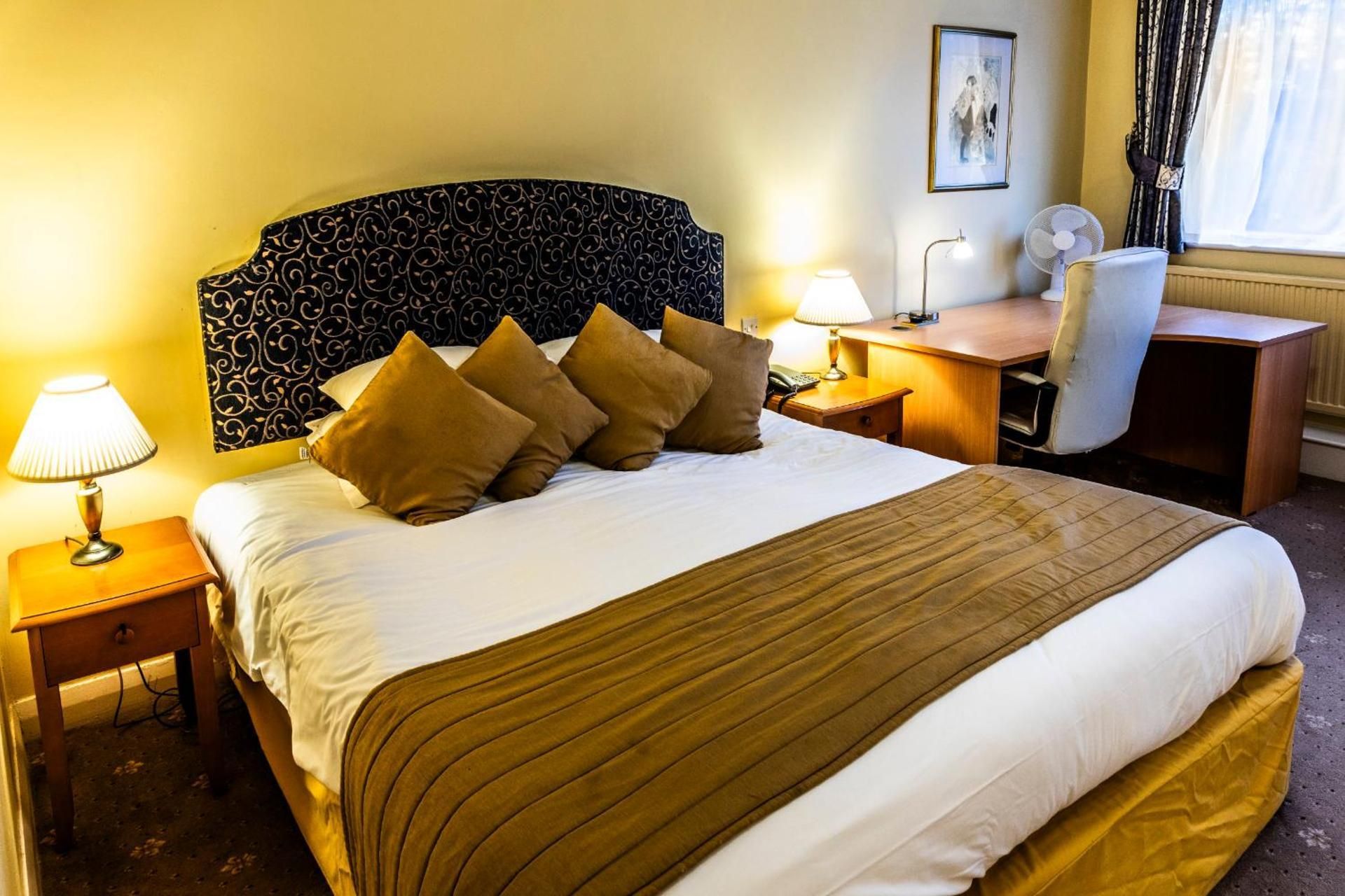 Superior King Room