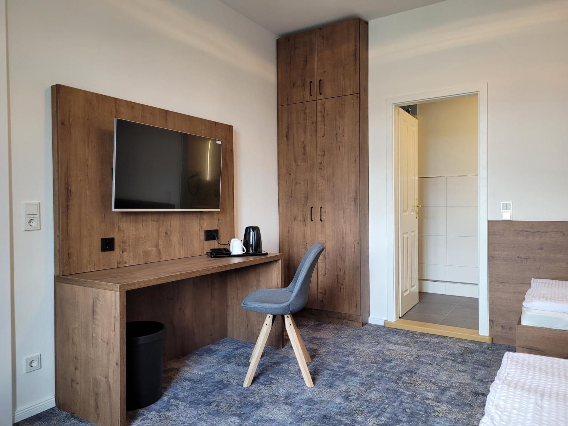 Deluxe Double or Twin Room