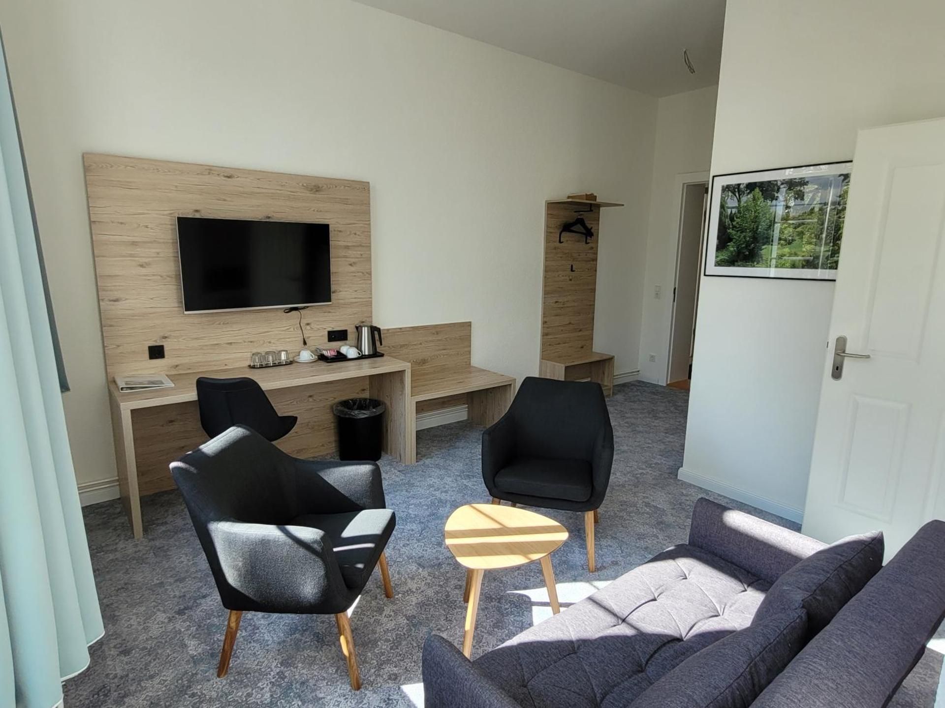One-Bedroom Suite