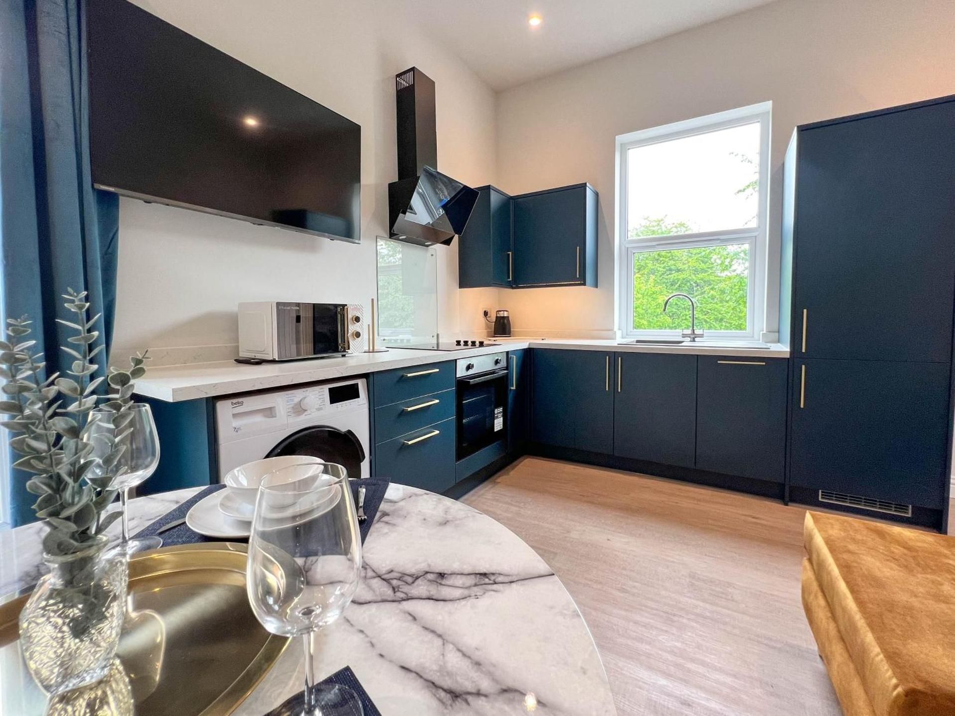 Superior One-Bedroom Apartment with Balcony