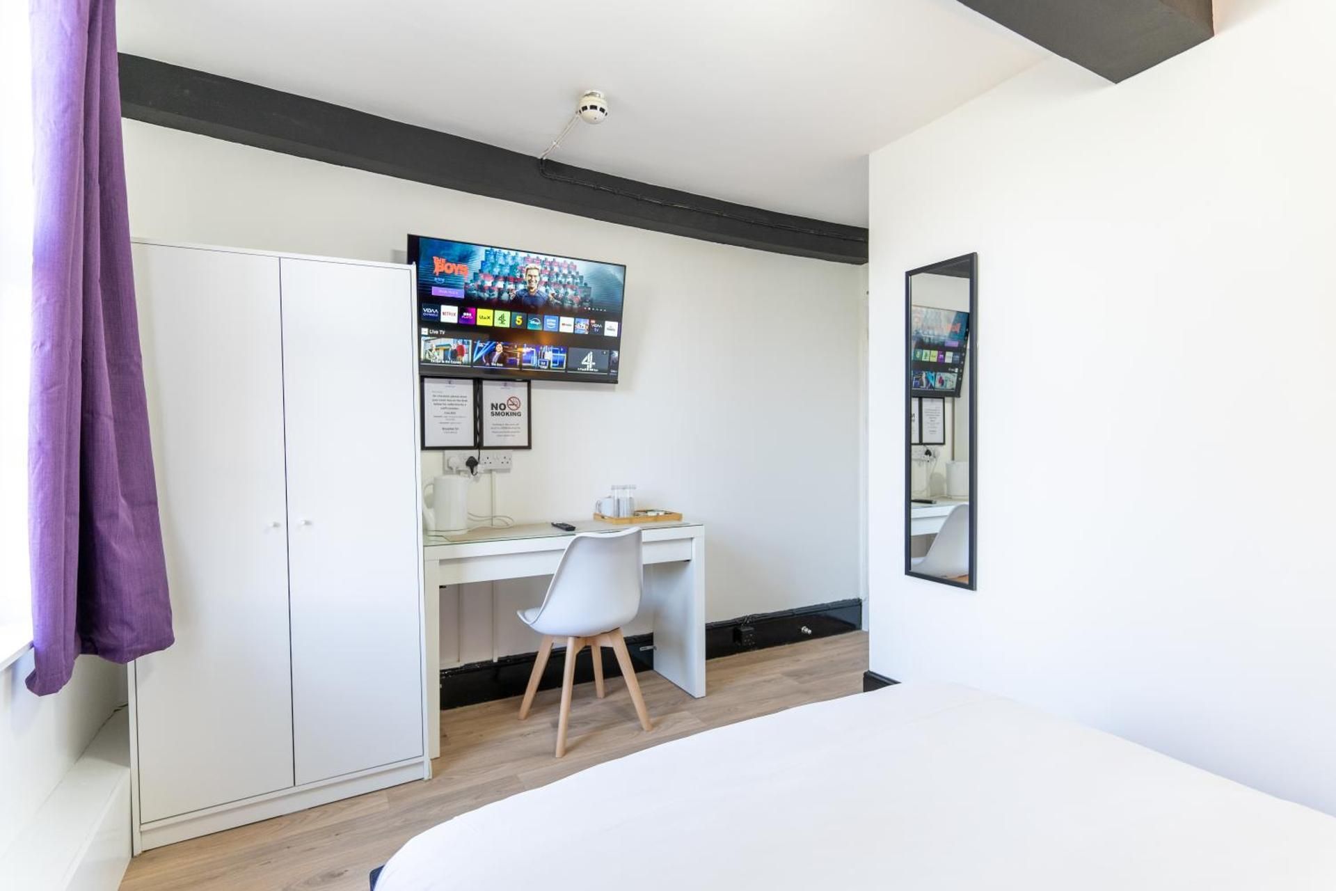 Double Room with Shared Bathroom