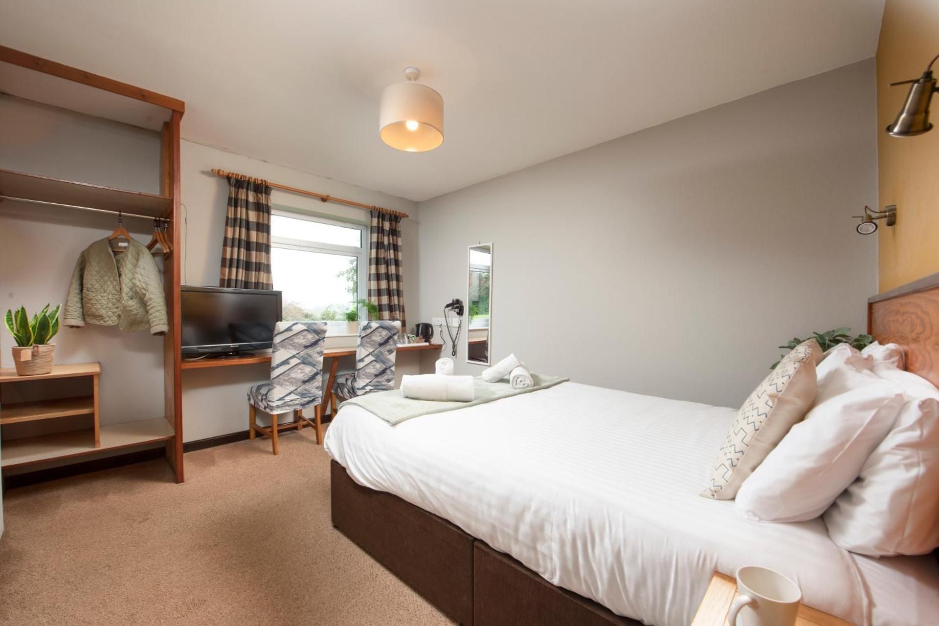 Standard King Room