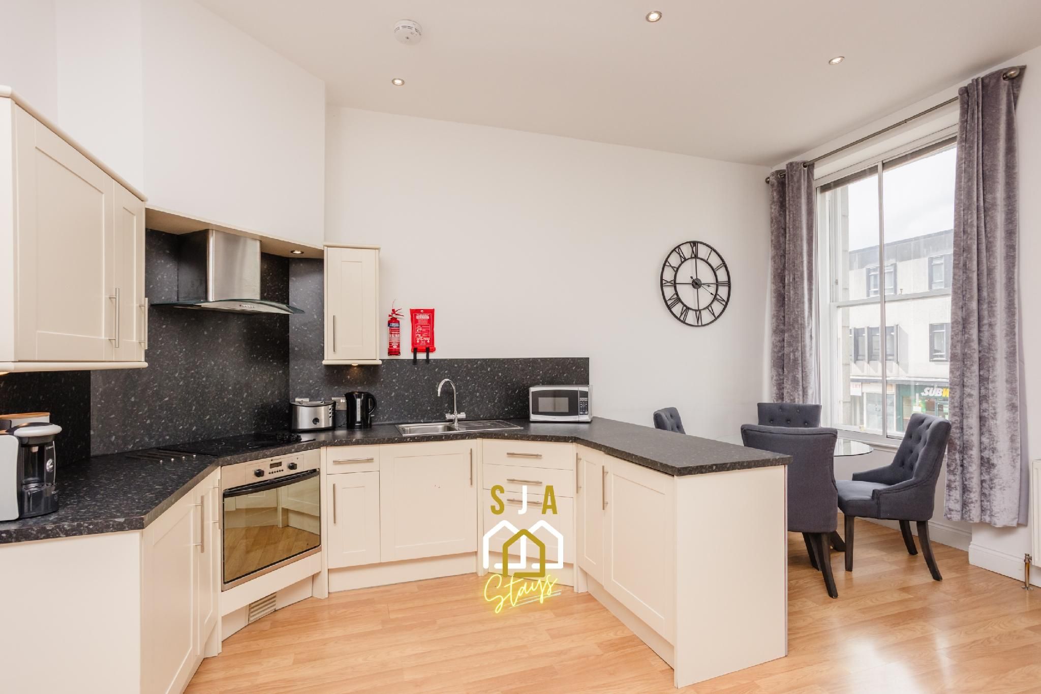 15ae7e8f0f9d4c154cd89bf2546c57f5