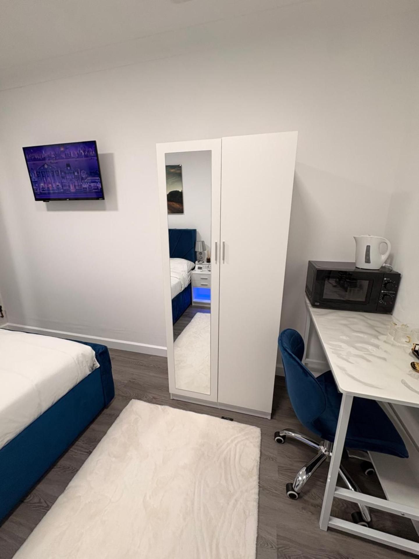Double Room with Private Bathroom