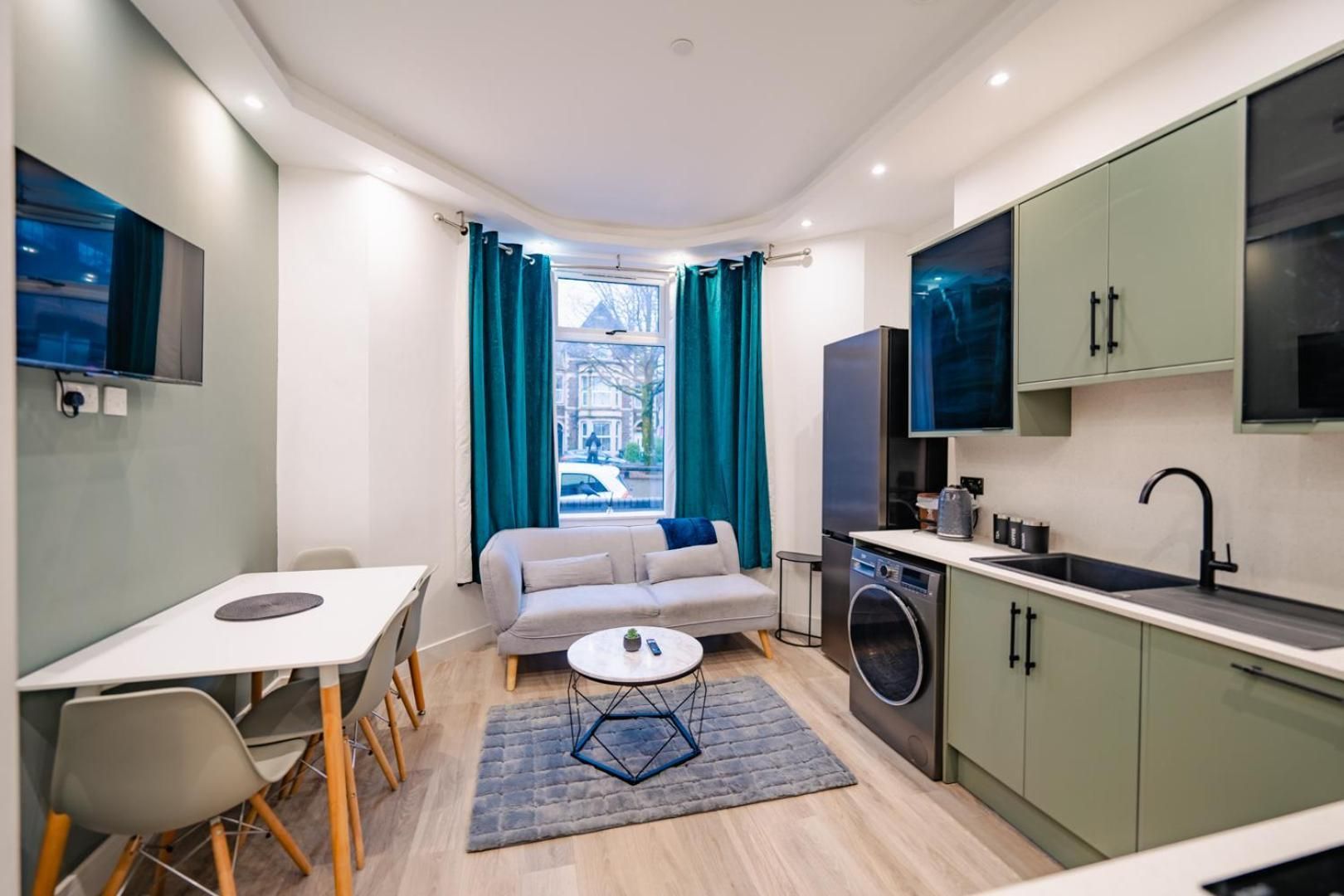 Suite Apartment