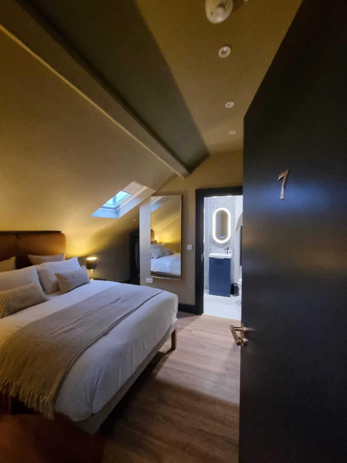 The Alliance-Ensuite Bedroom