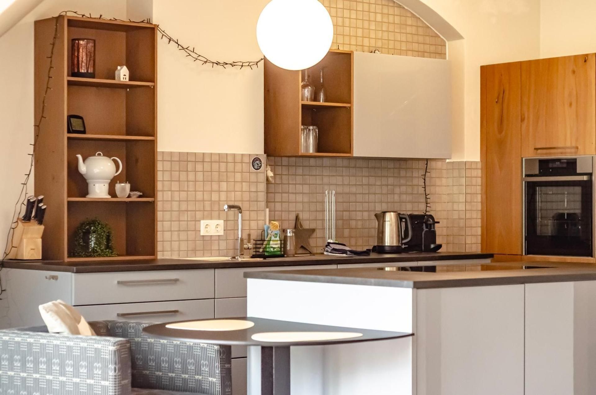 Two-Bedroom Deluxe Apartment with Balcony